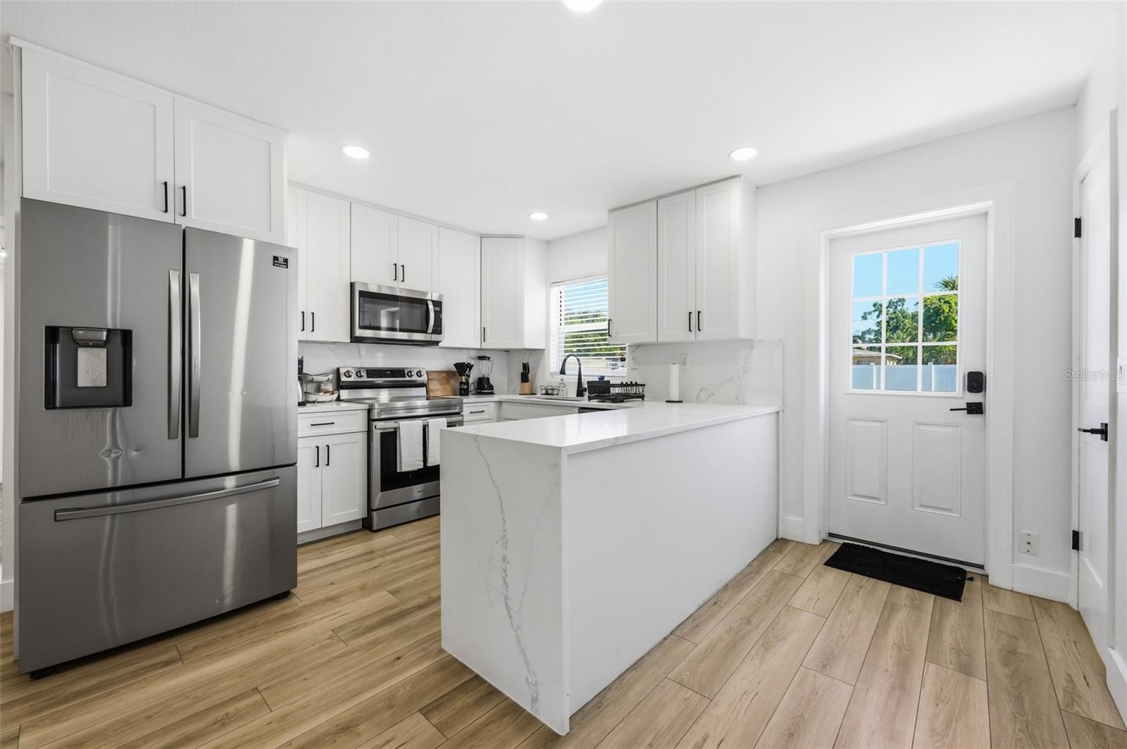 HANAN ESTATES - Residential Lease