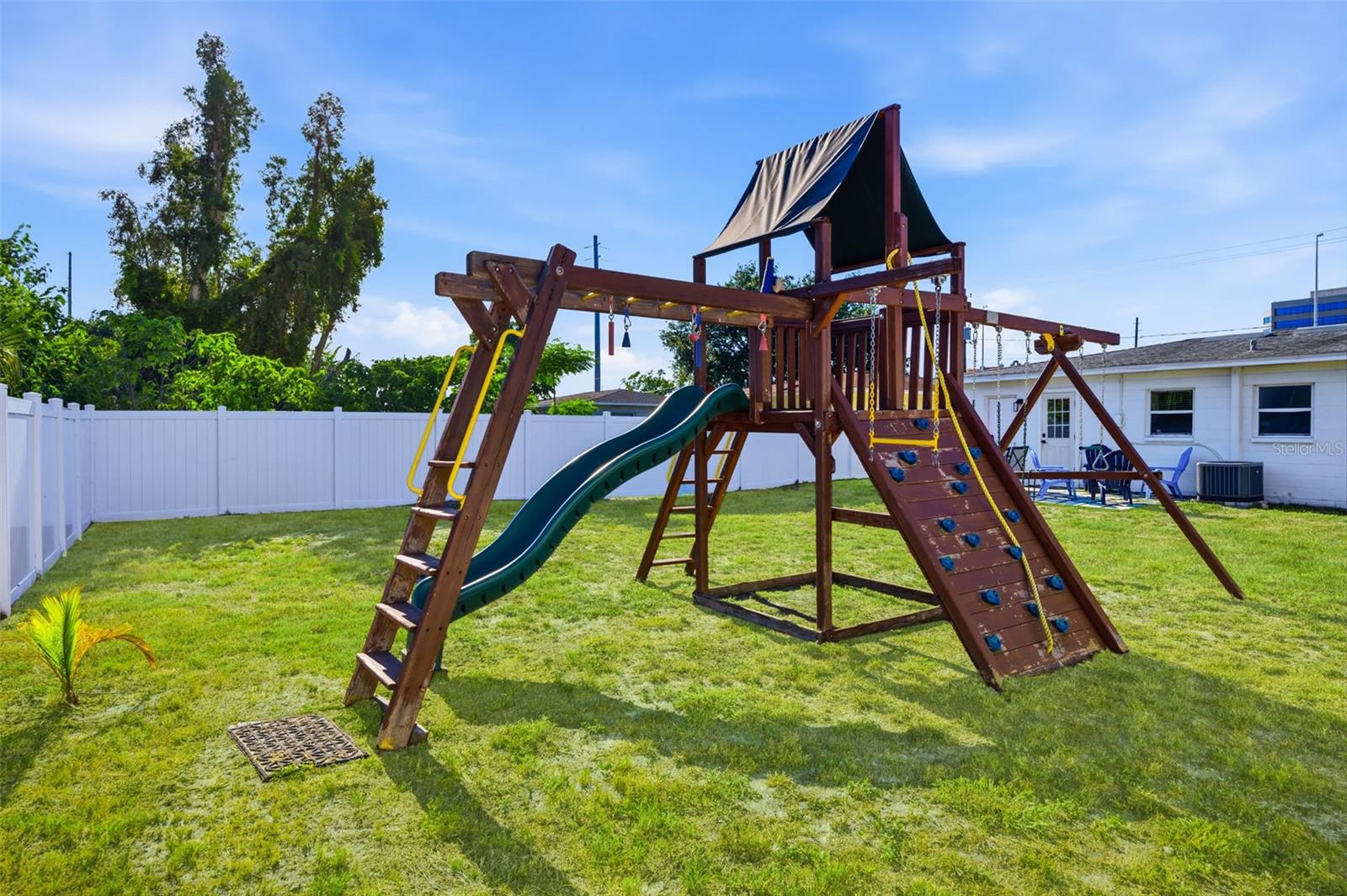 HANAN ESTATES - Residential Lease