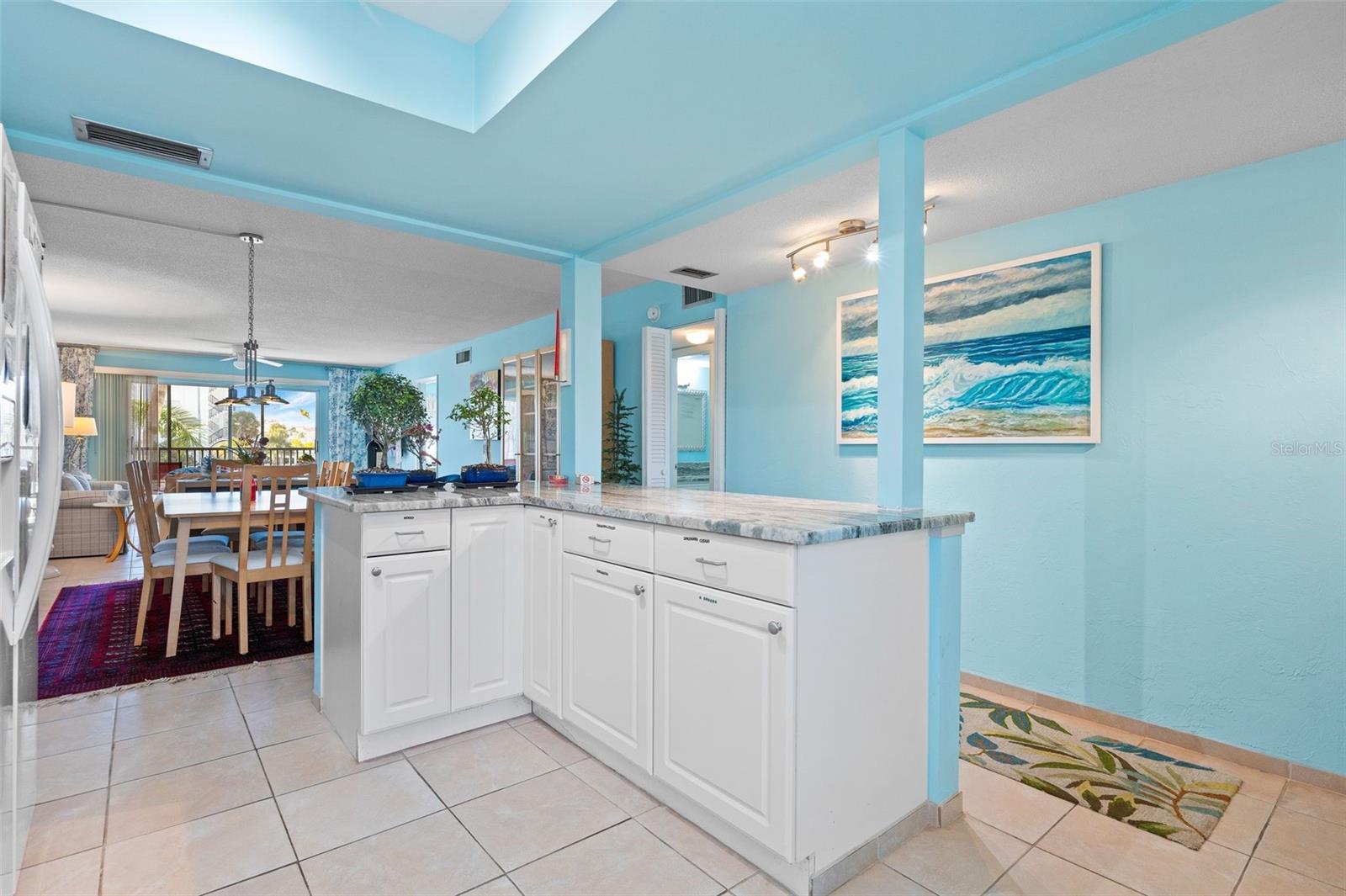 BEACHWAY APTS - Residential