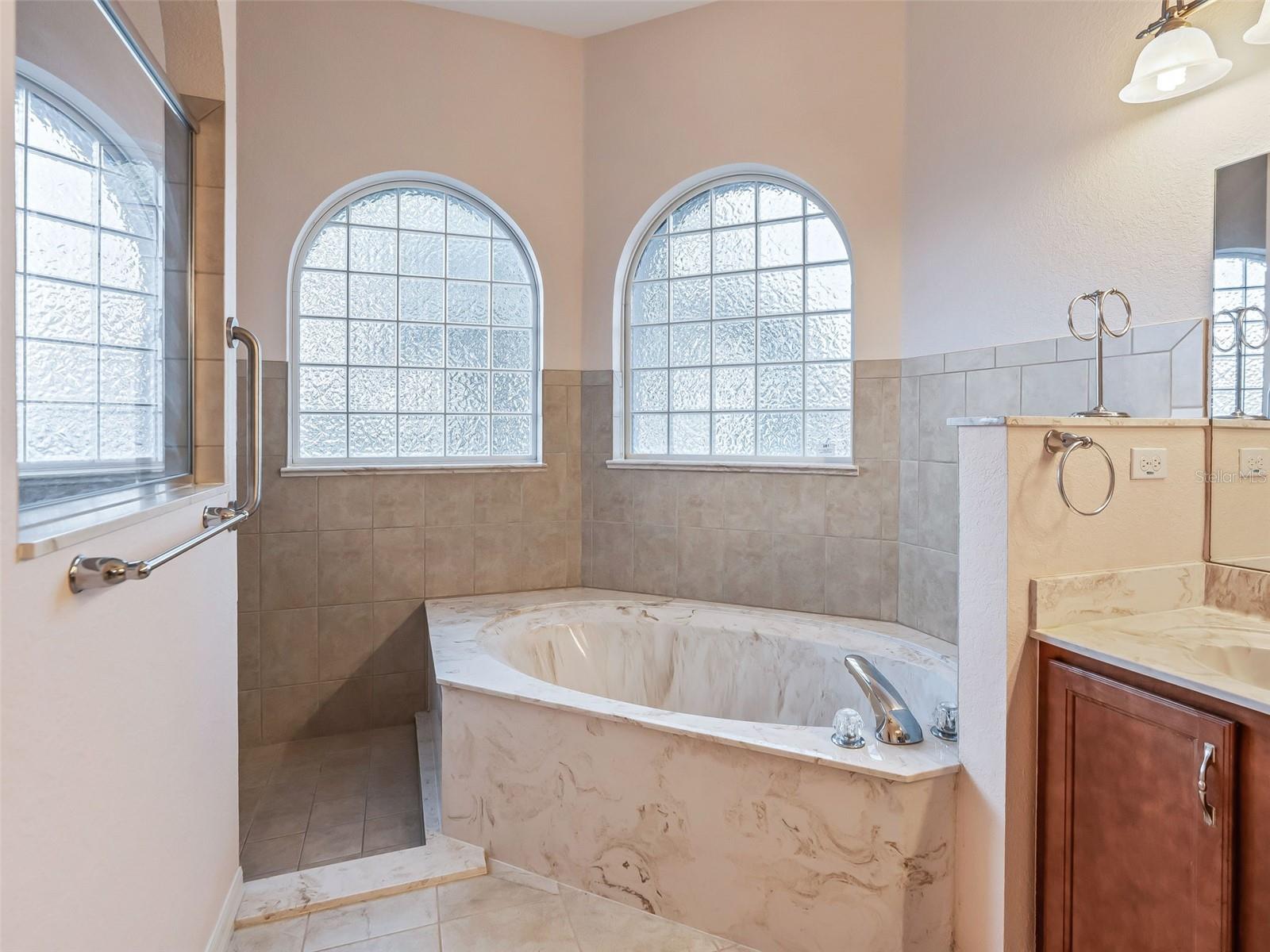 STONECREST - Residential