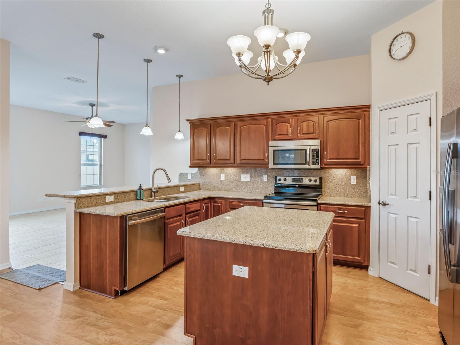 STONECREST - Residential