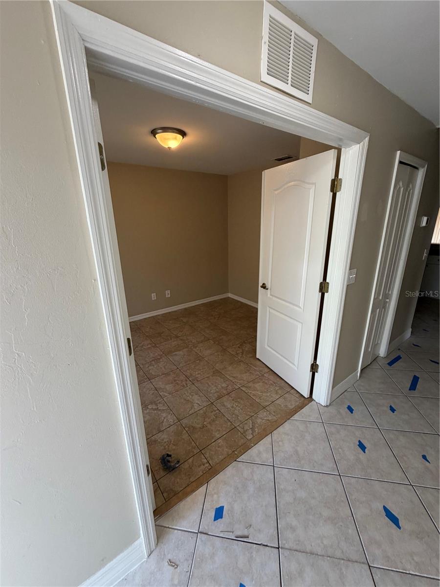 LEHIGH ESTATES - Residential Income