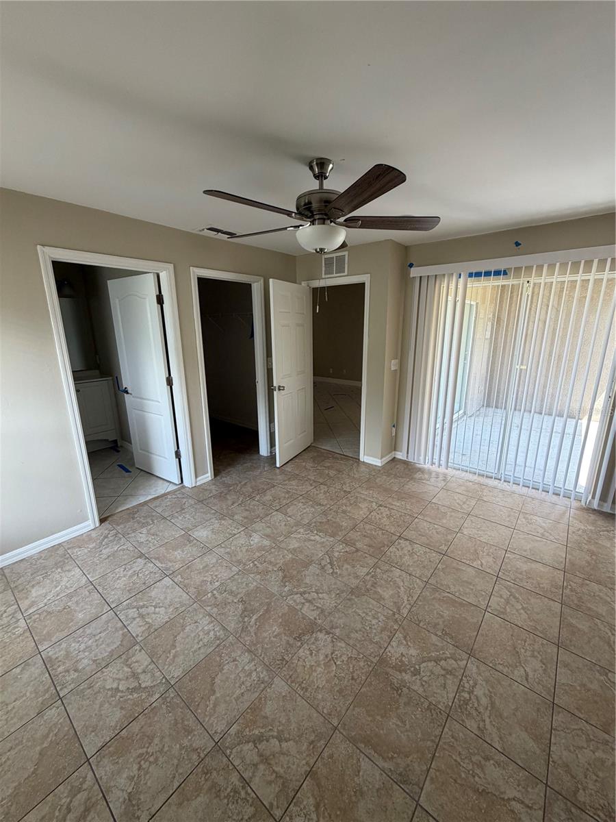 LEHIGH ESTATES - Residential Income