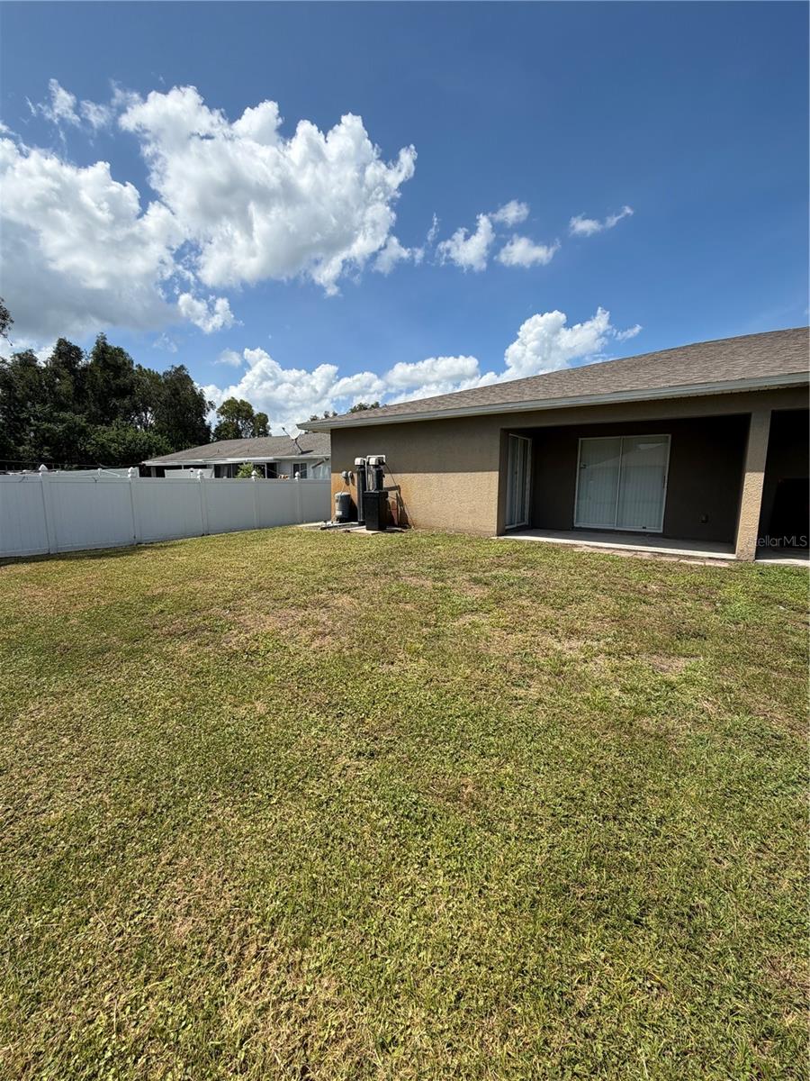LEHIGH ESTATES - Residential Income