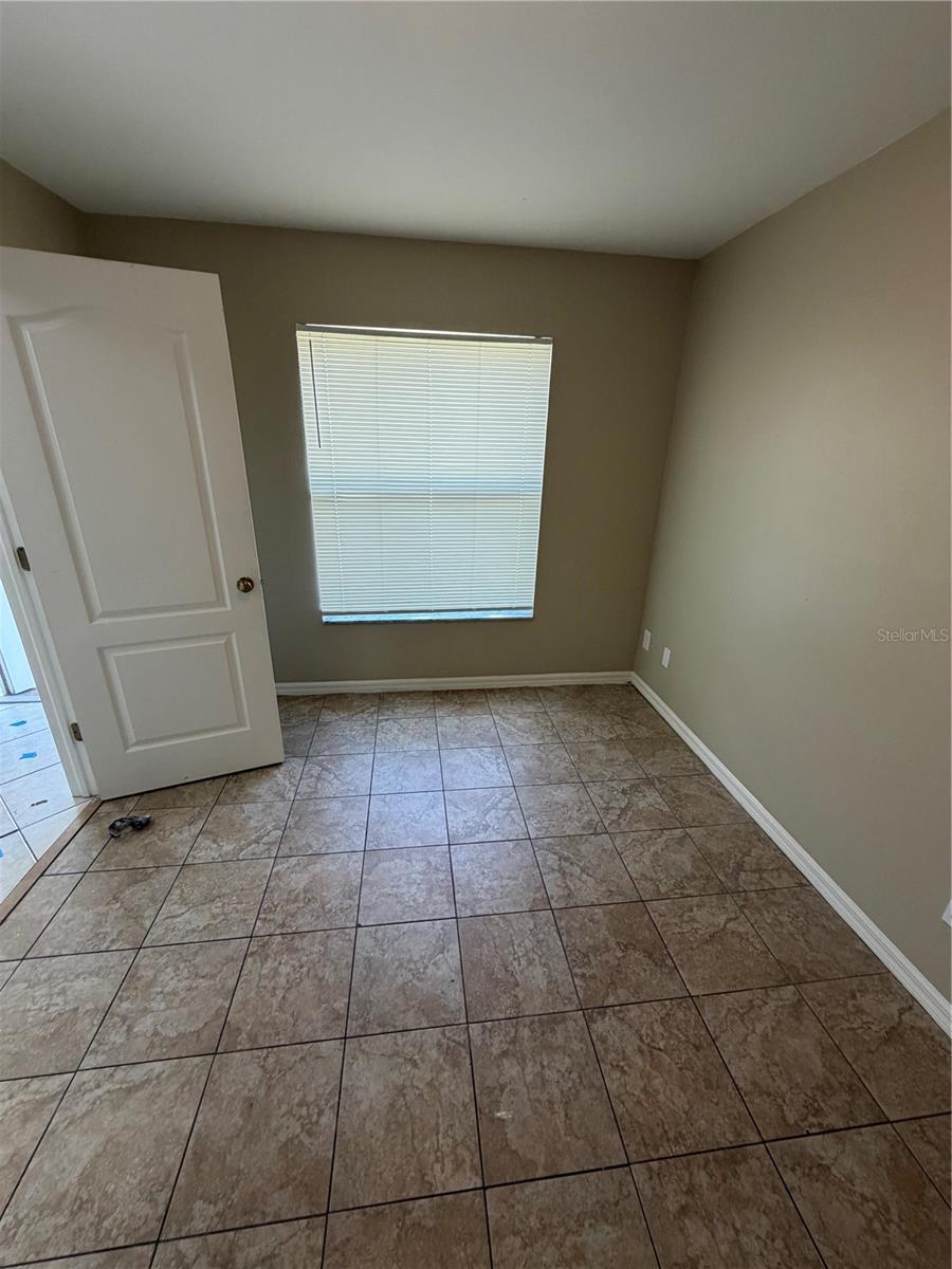 LEHIGH ESTATES - Residential Income