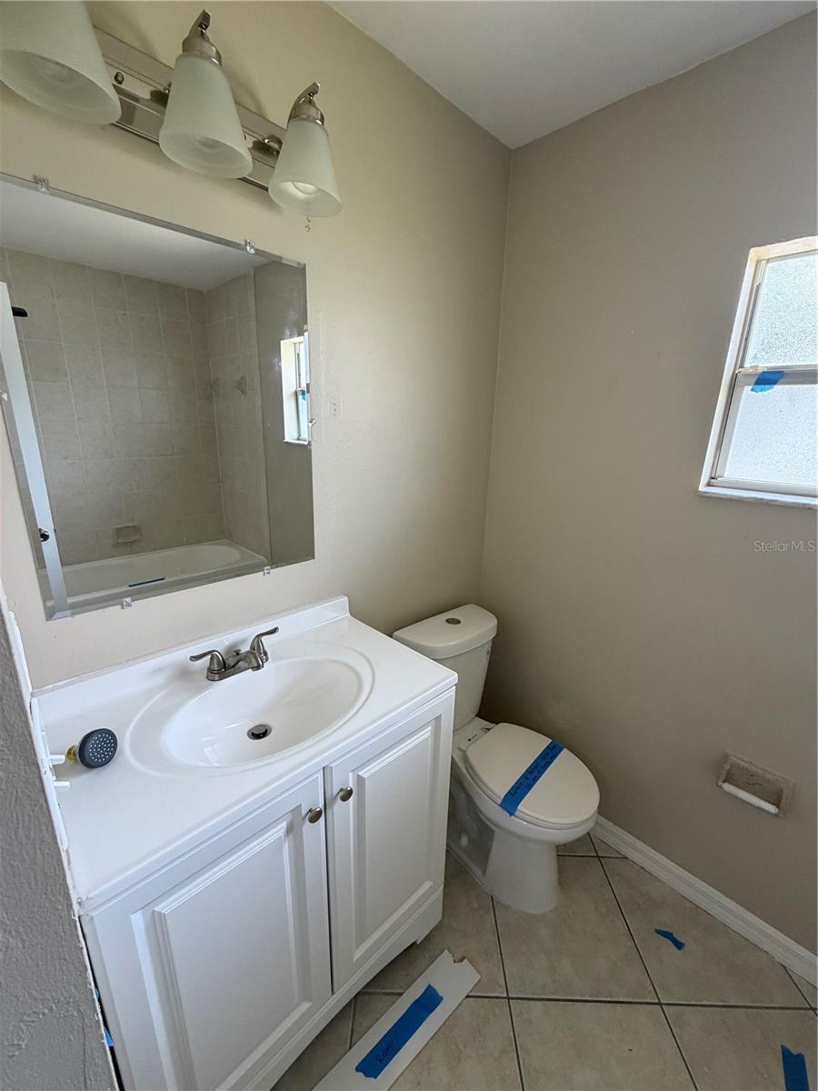 LEHIGH ESTATES - Residential Income