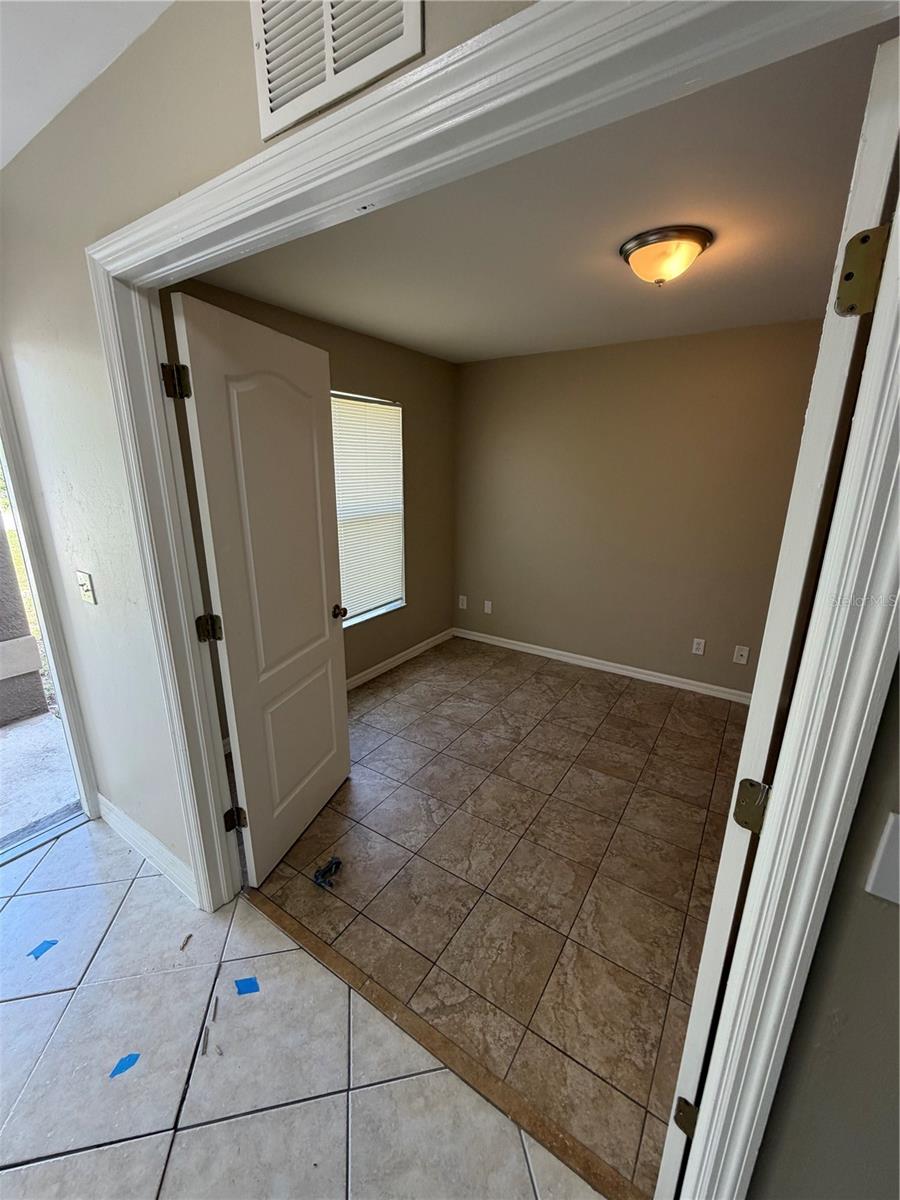 LEHIGH ESTATES - Residential Income