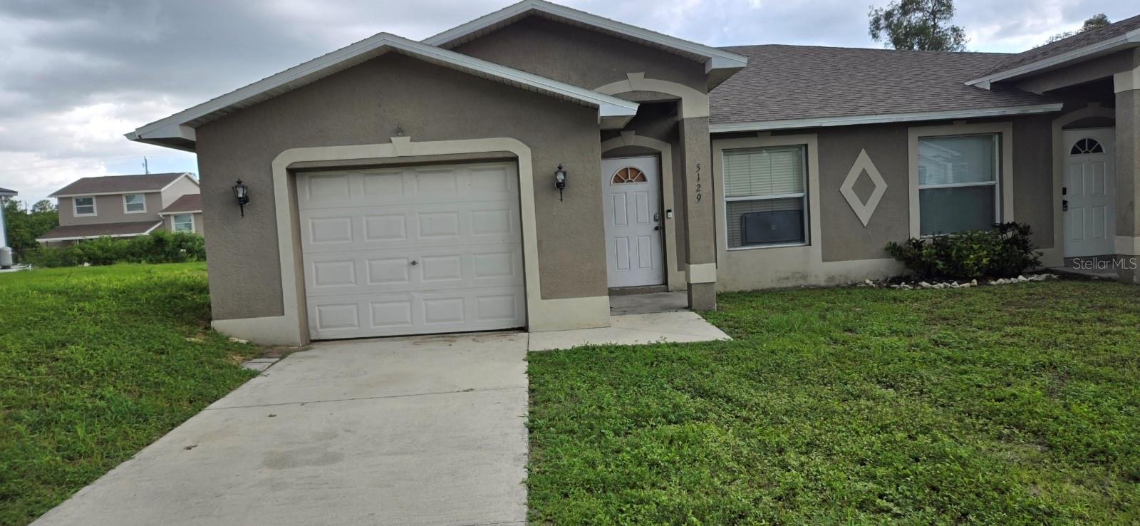 LEHIGH ESTATES - Residential Income