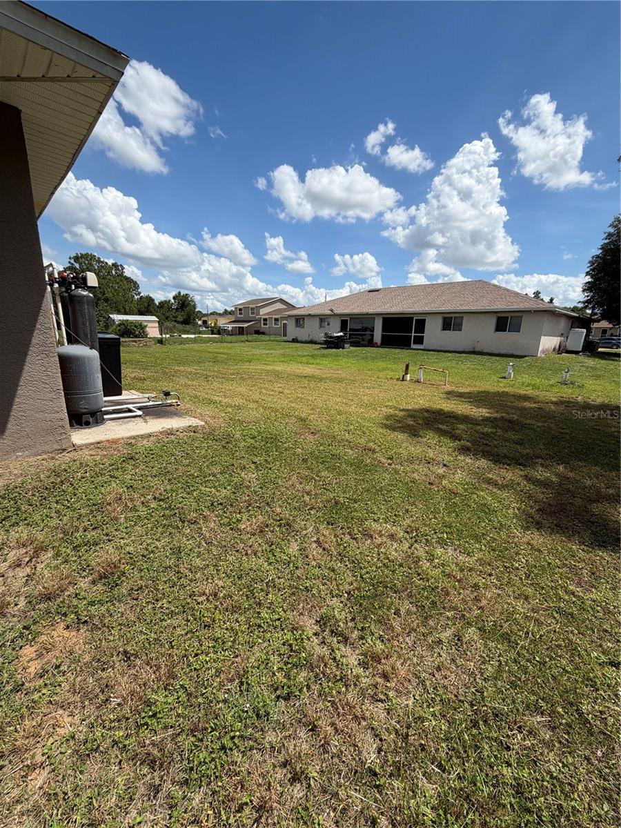 LEHIGH ESTATES - Residential Income