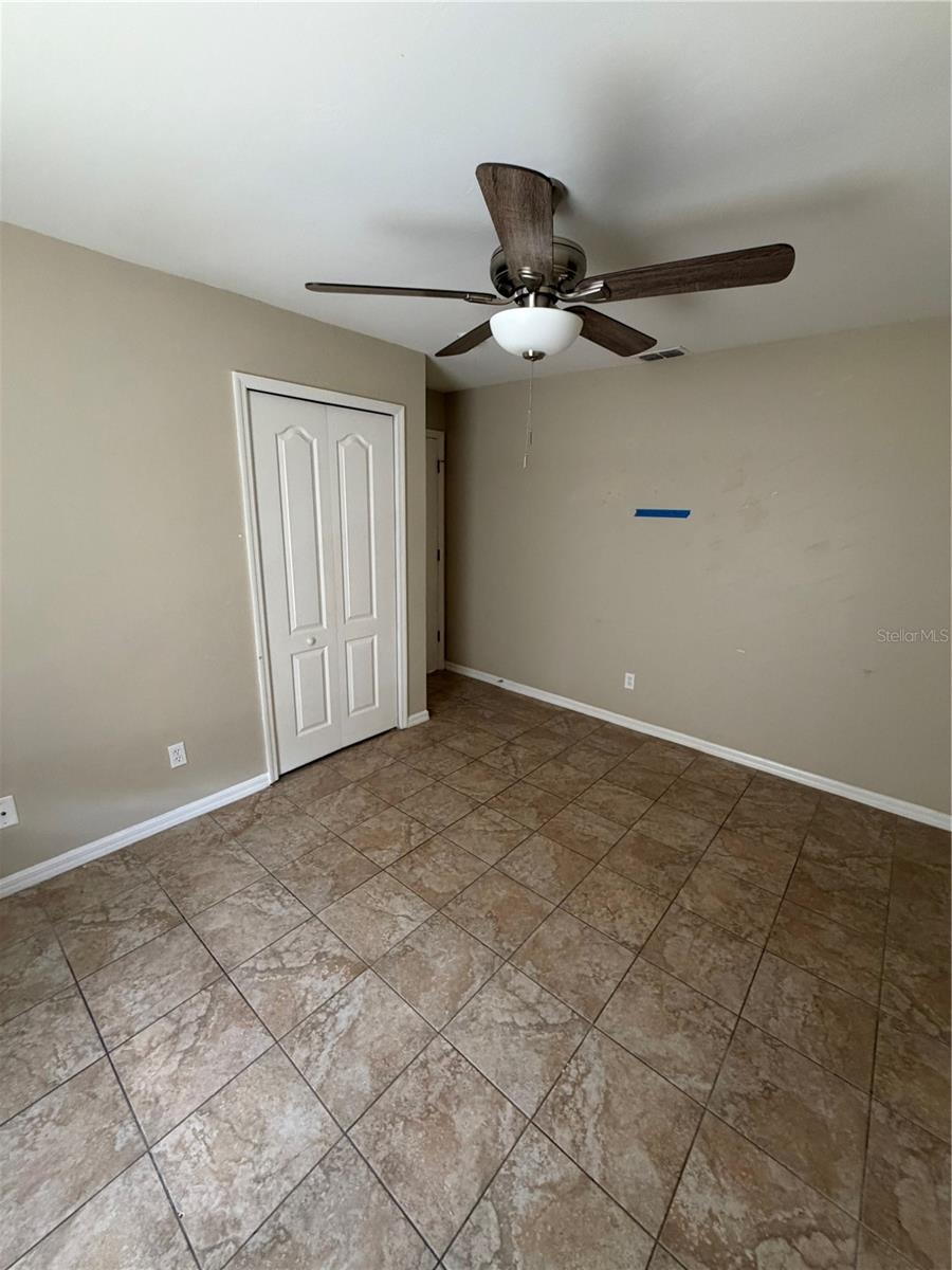 LEHIGH ESTATES - Residential Income