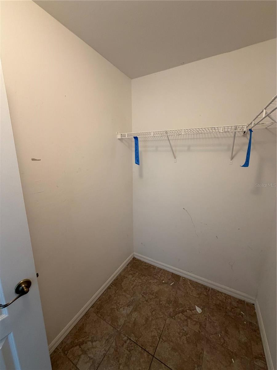 LEHIGH ESTATES - Residential Income