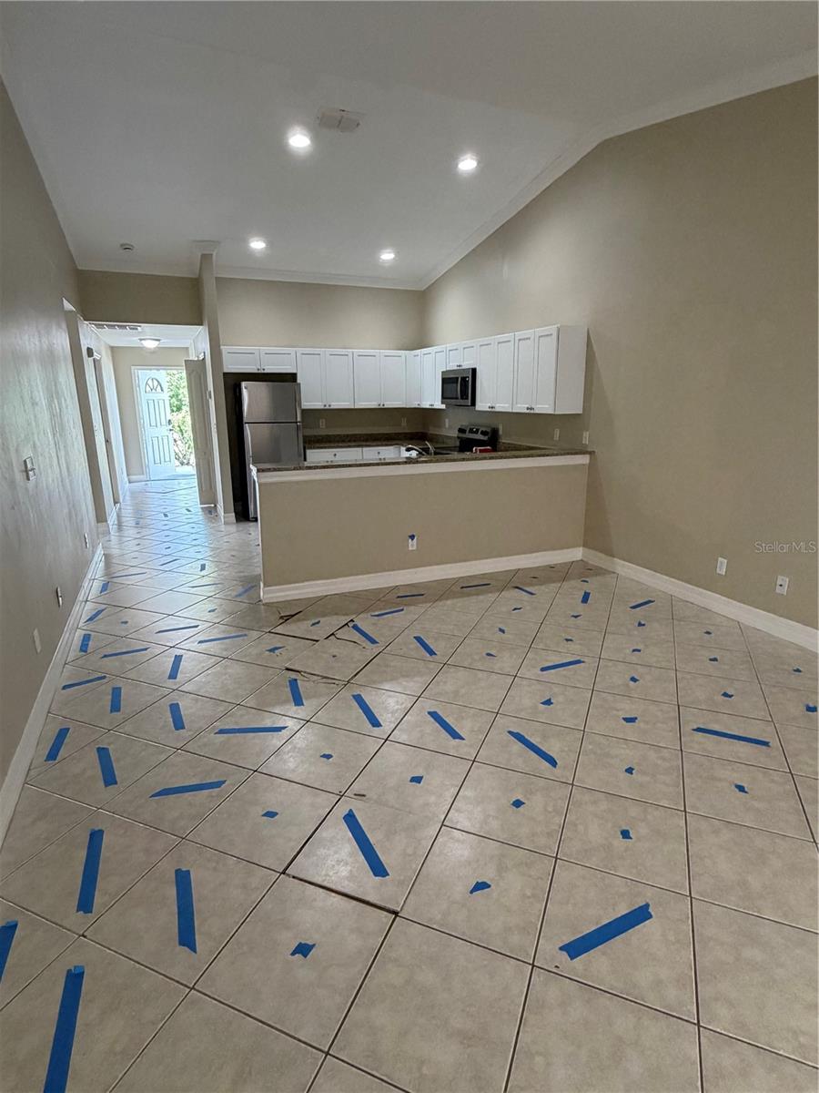 LEHIGH ESTATES - Residential Income