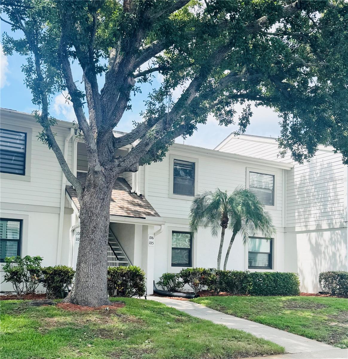 EAST LAKE WOODLANDS - Residential