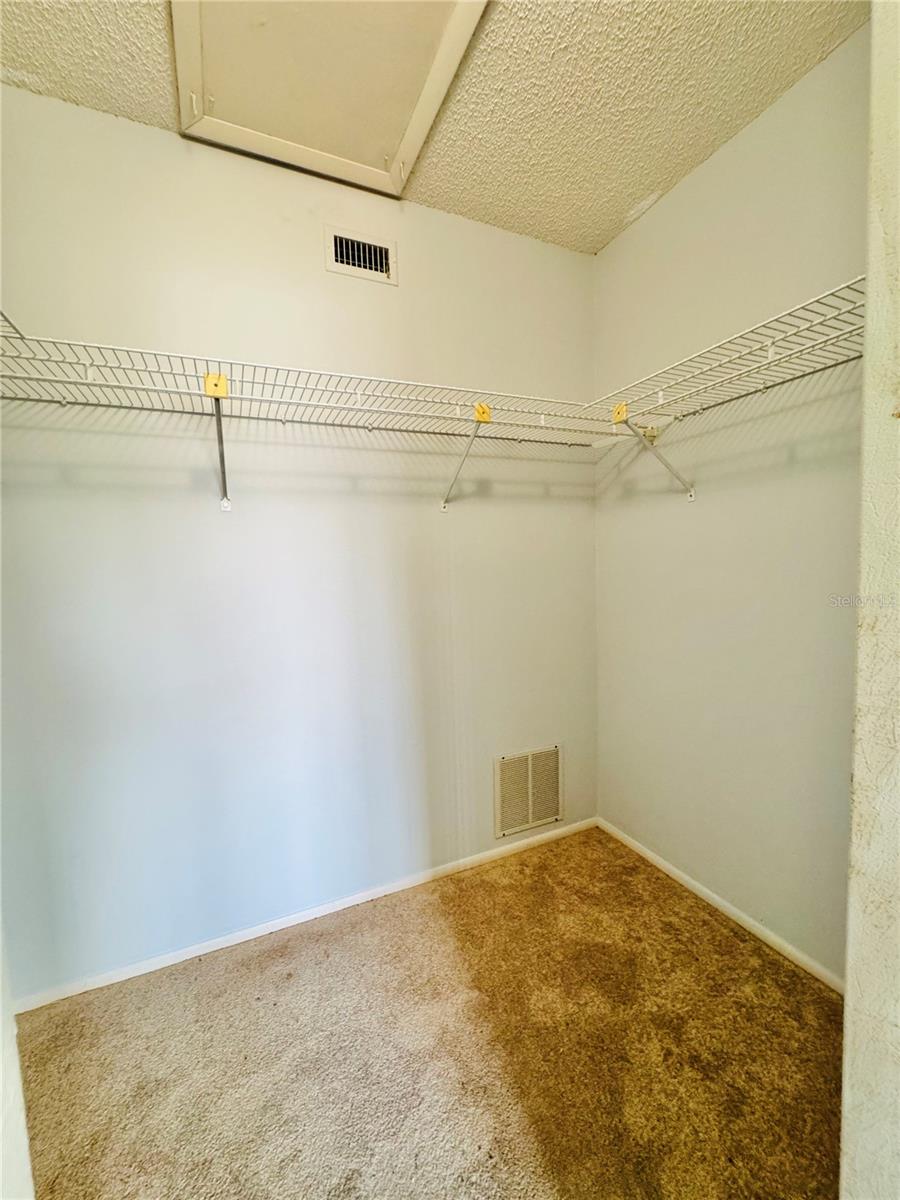 EAST LAKE WOODLANDS - Residential
