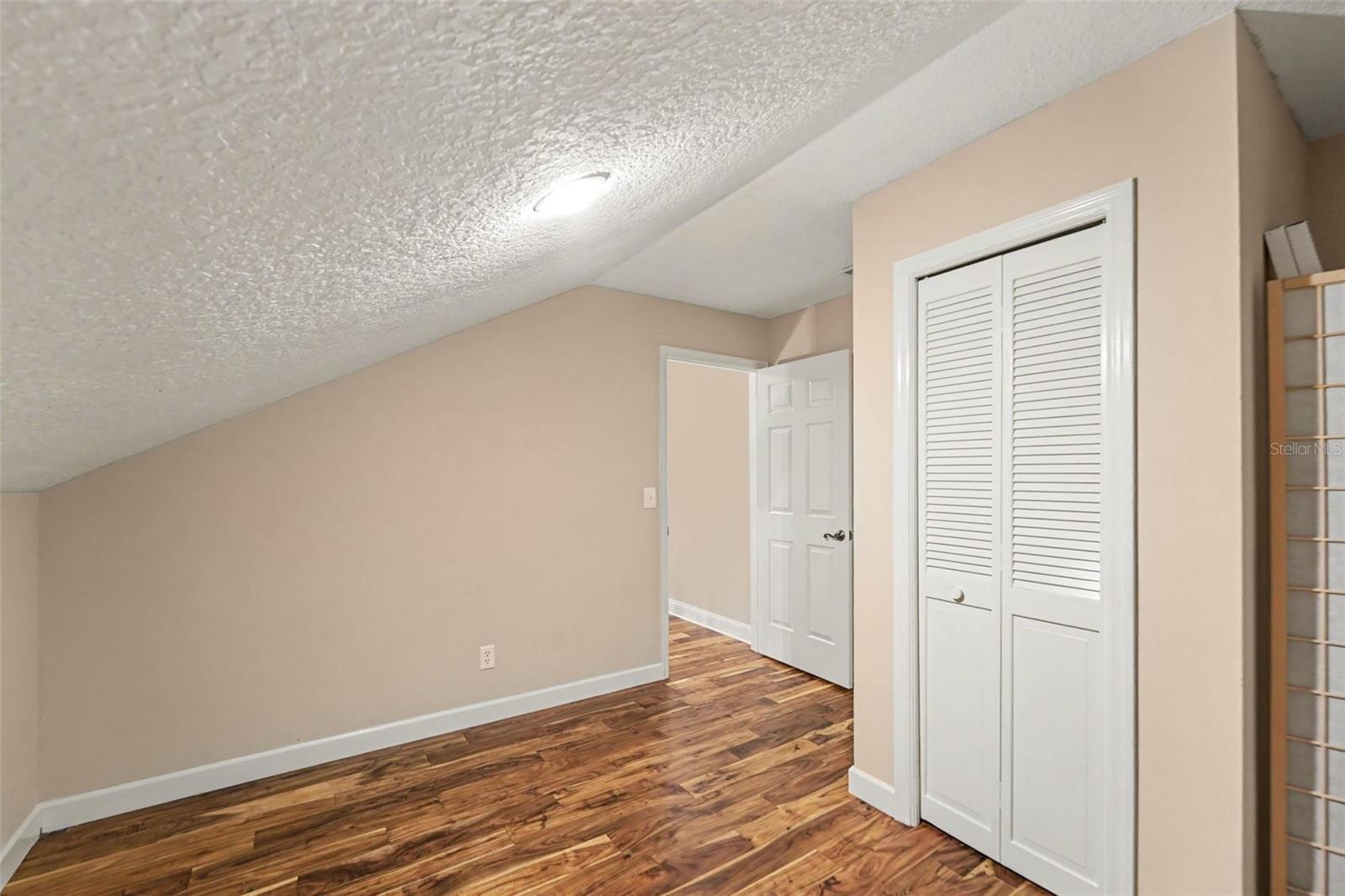 WATERMARK CONDO - Residential
