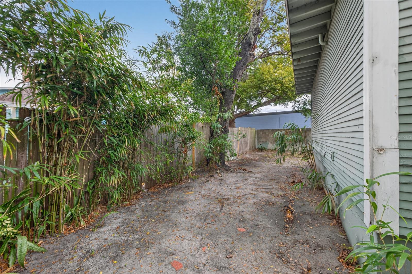 ROSEBURY PARK - Commercial Sale