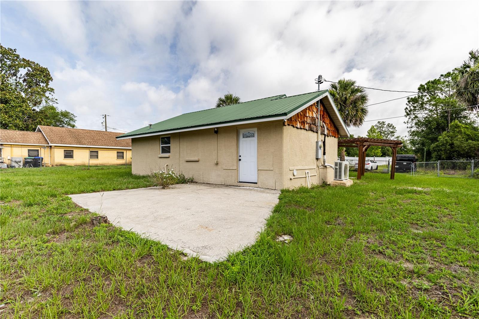 TANGERINE - Residential