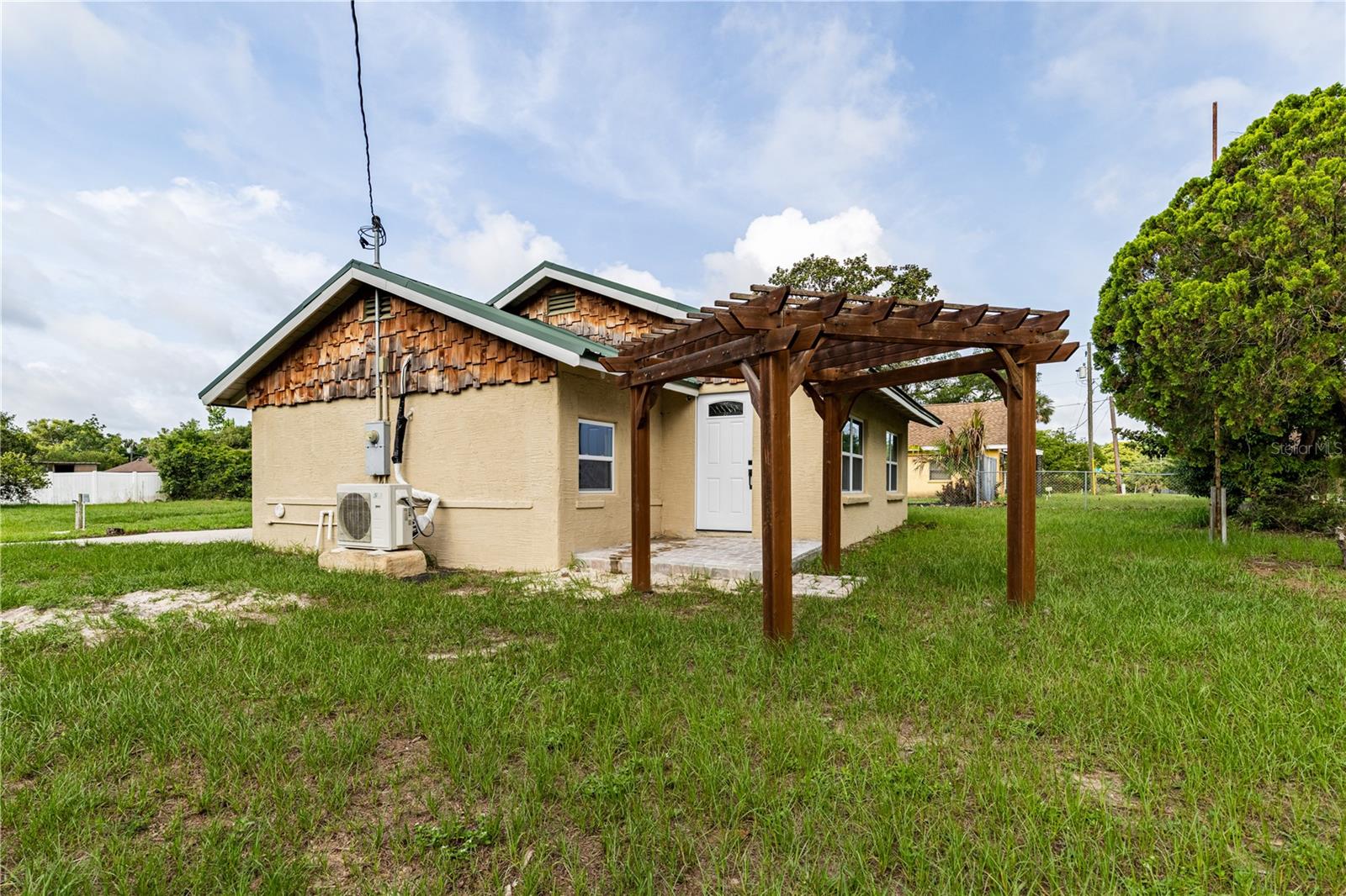 TANGERINE - Residential