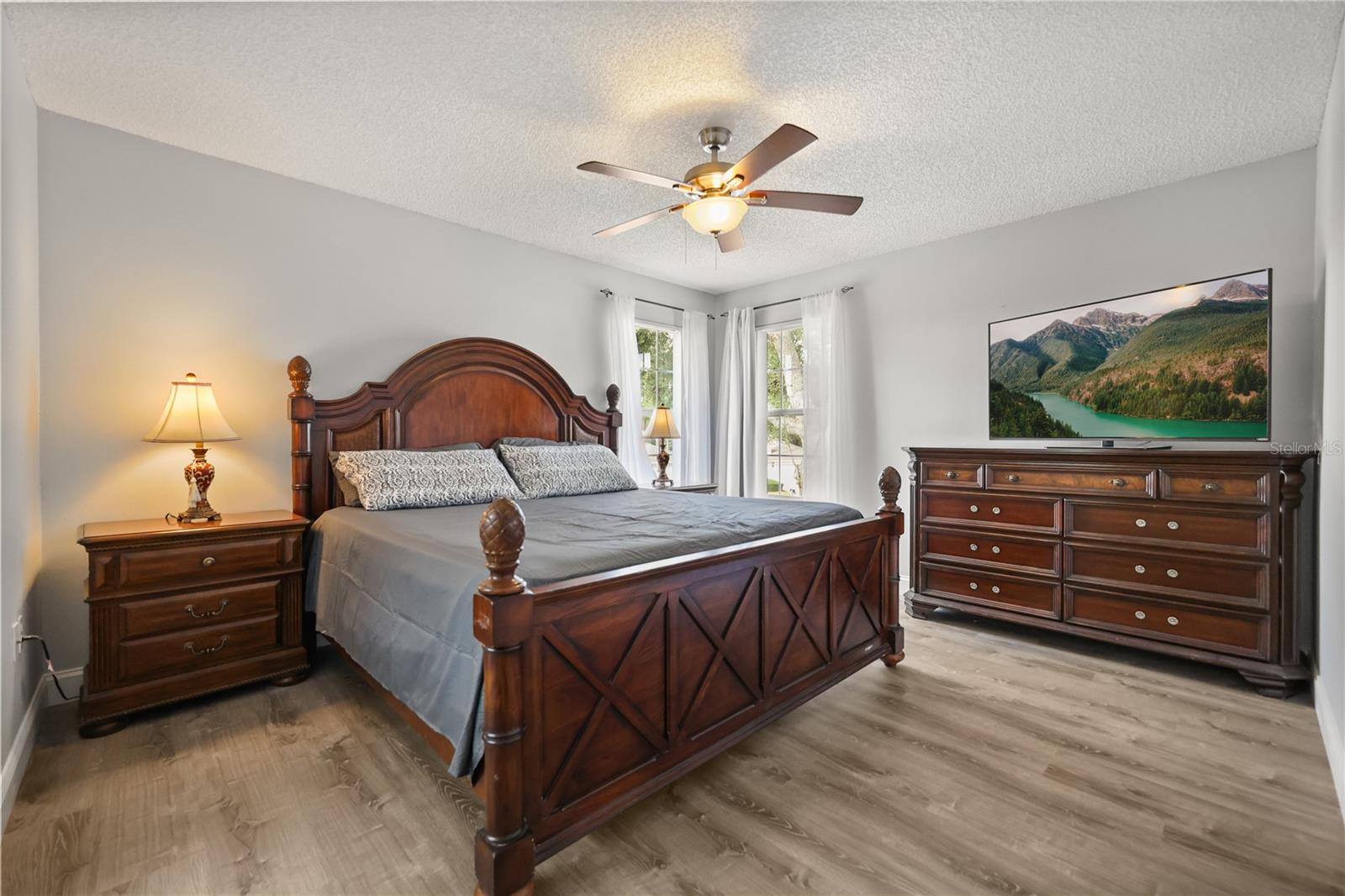 LAKE BERKLEY RESORT - Residential