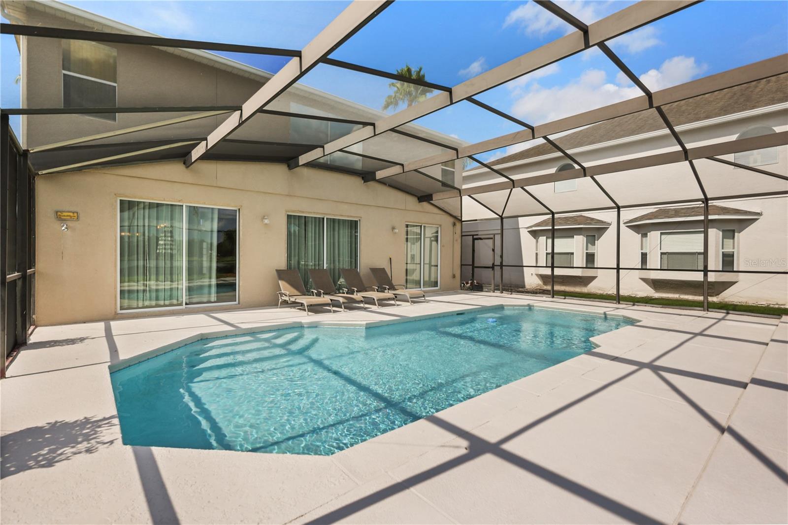 LAKE BERKLEY RESORT - Residential
