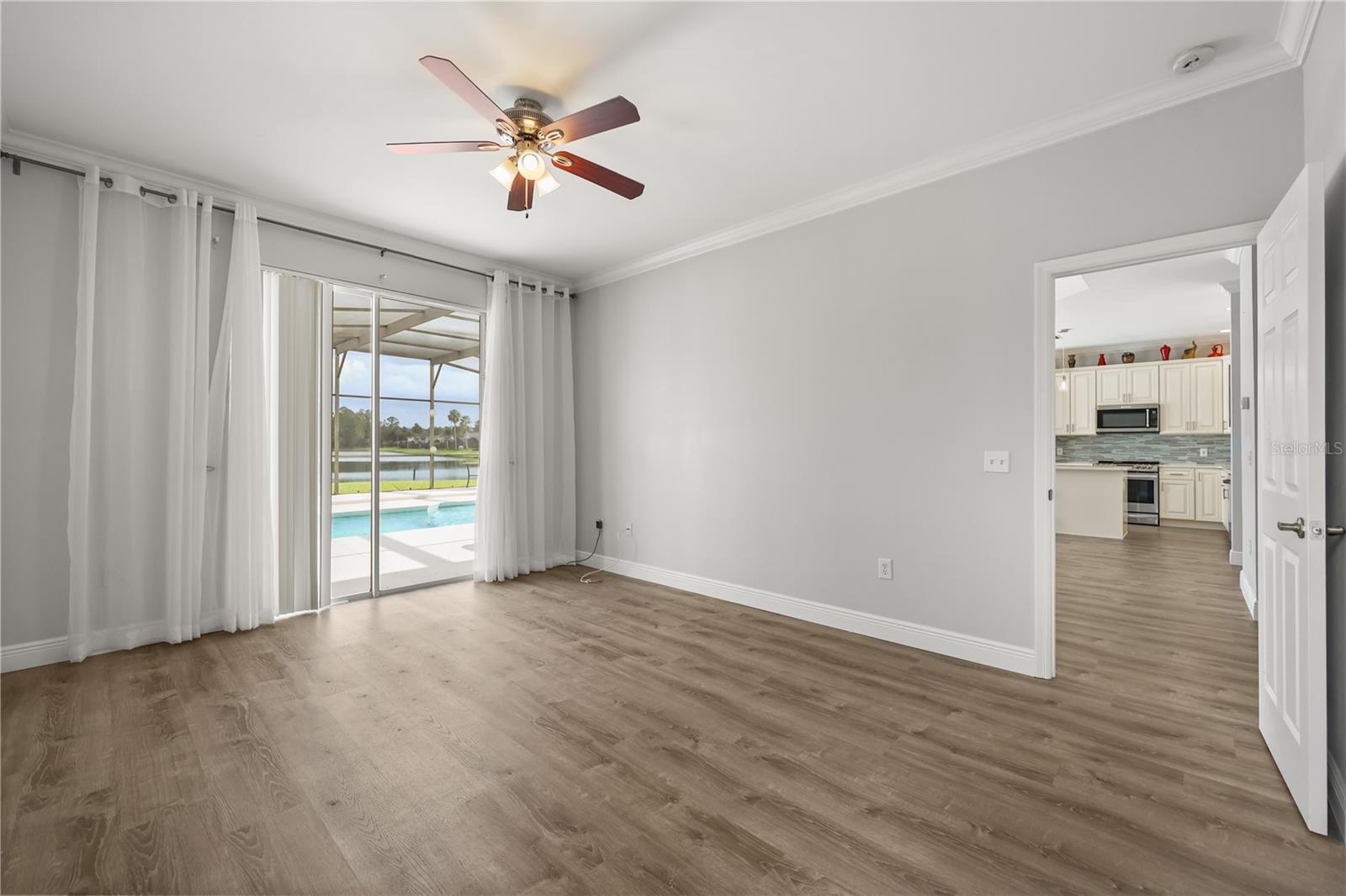 LAKE BERKLEY RESORT - Residential