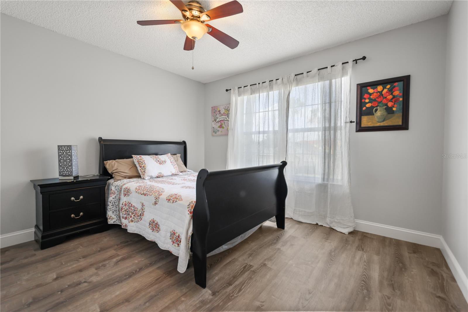 LAKE BERKLEY RESORT - Residential