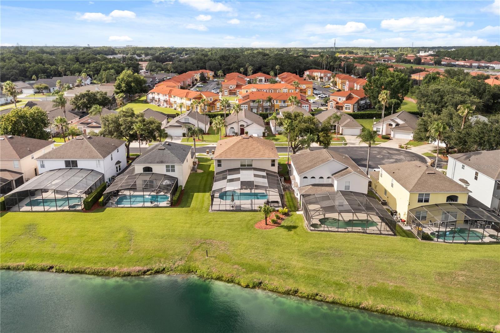 LAKE BERKLEY RESORT - Residential
