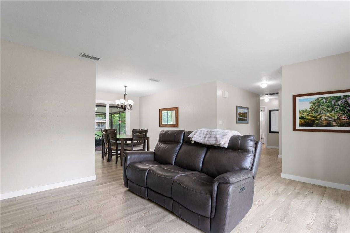 LEEAIRE ESTATES - Residential