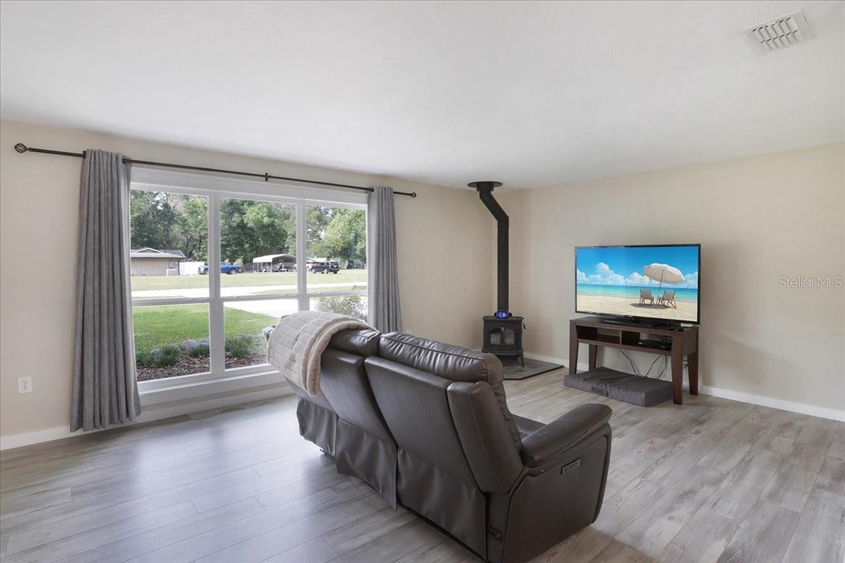 LEEAIRE ESTATES - Residential