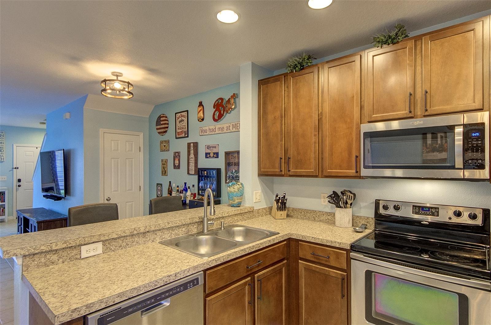 SAWGRASS VILLAGE - Residential