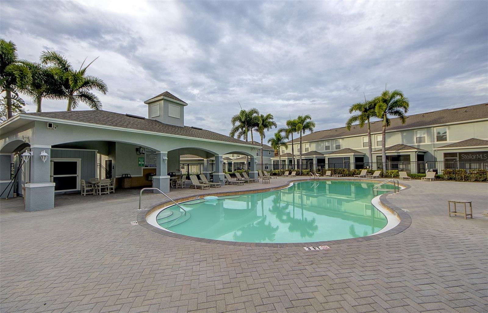 SAWGRASS VILLAGE - Residential