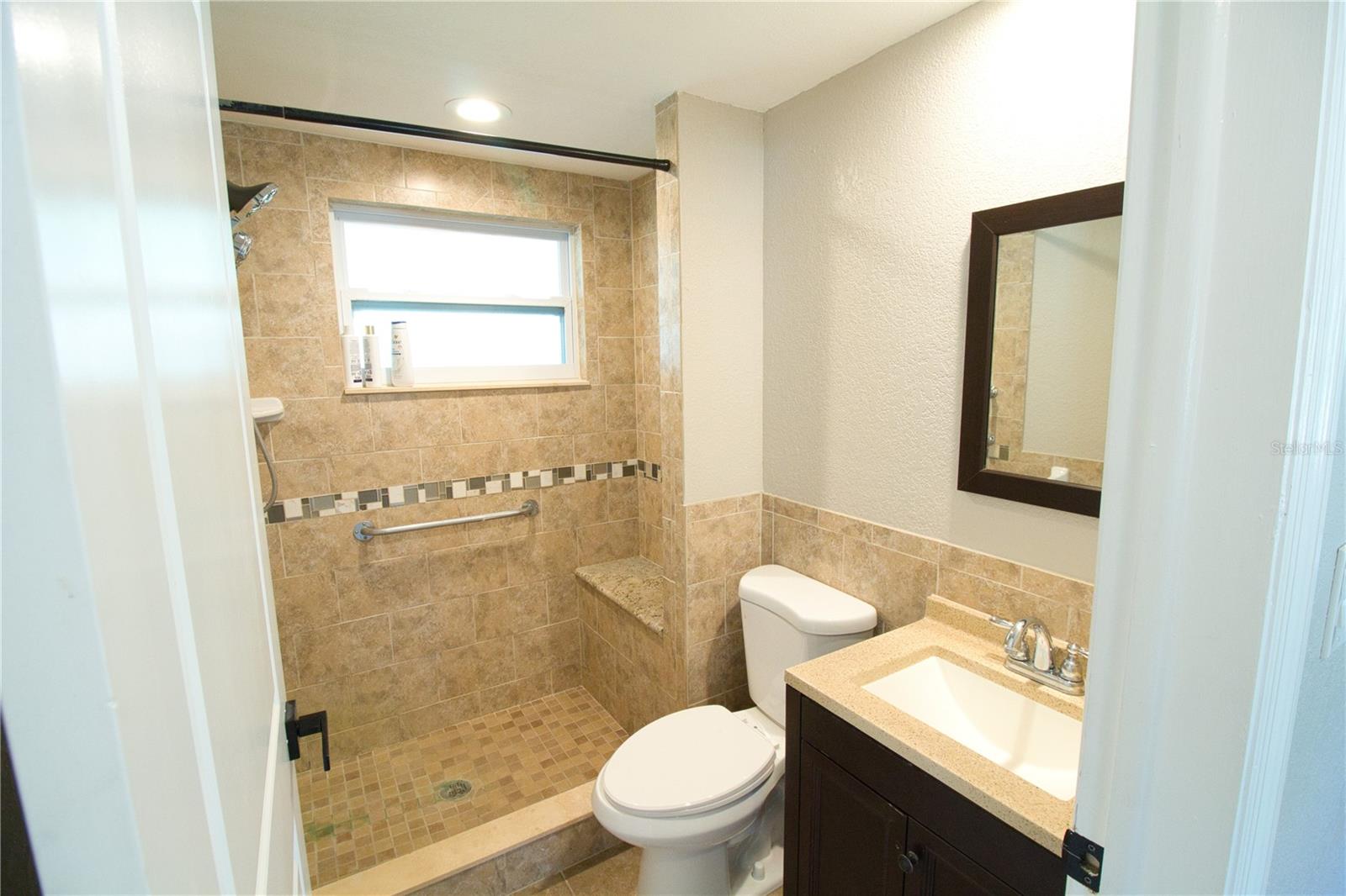PALM LAKE TERRACE - Residential Lease