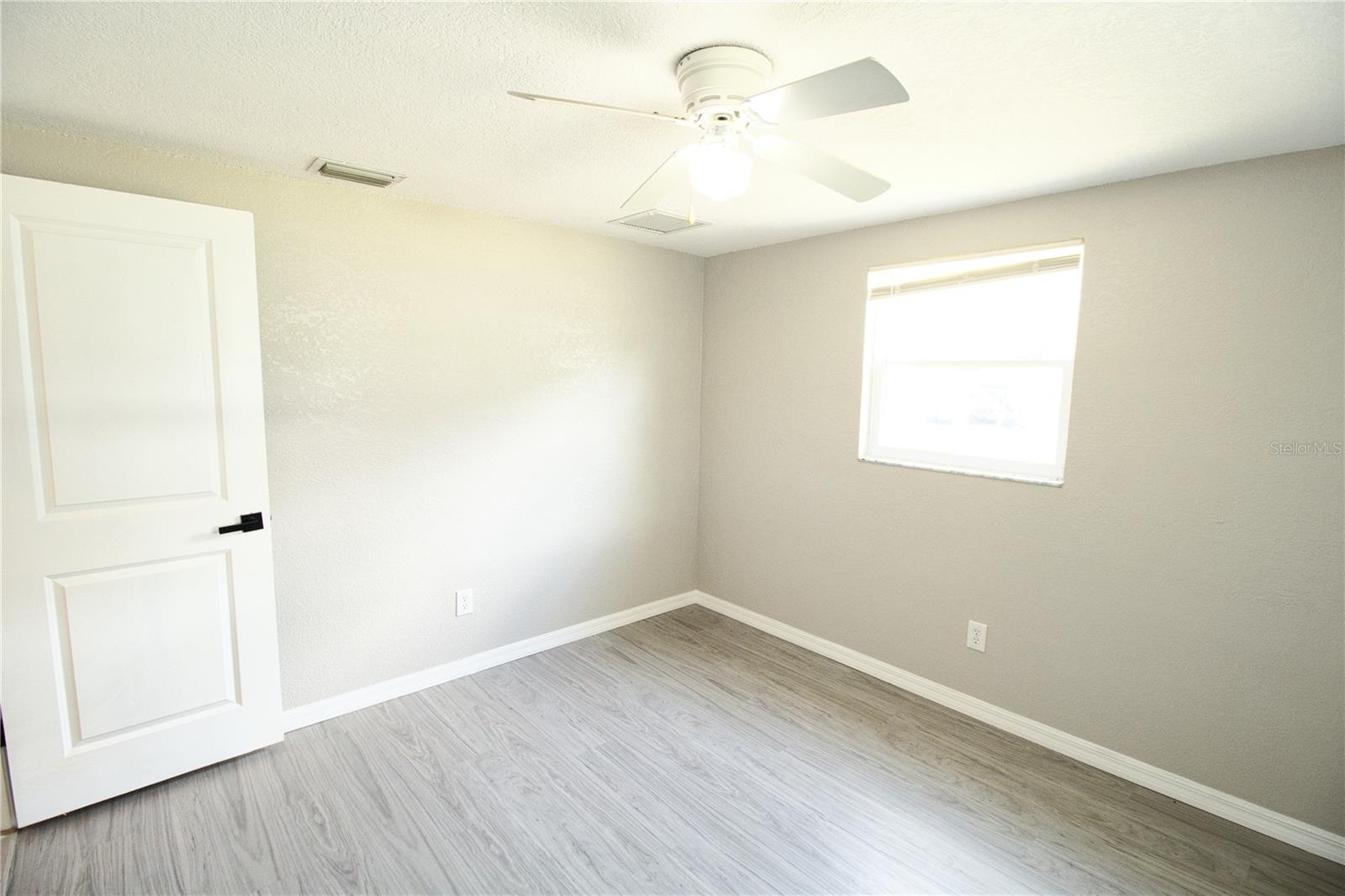 PALM LAKE TERRACE - Residential Lease