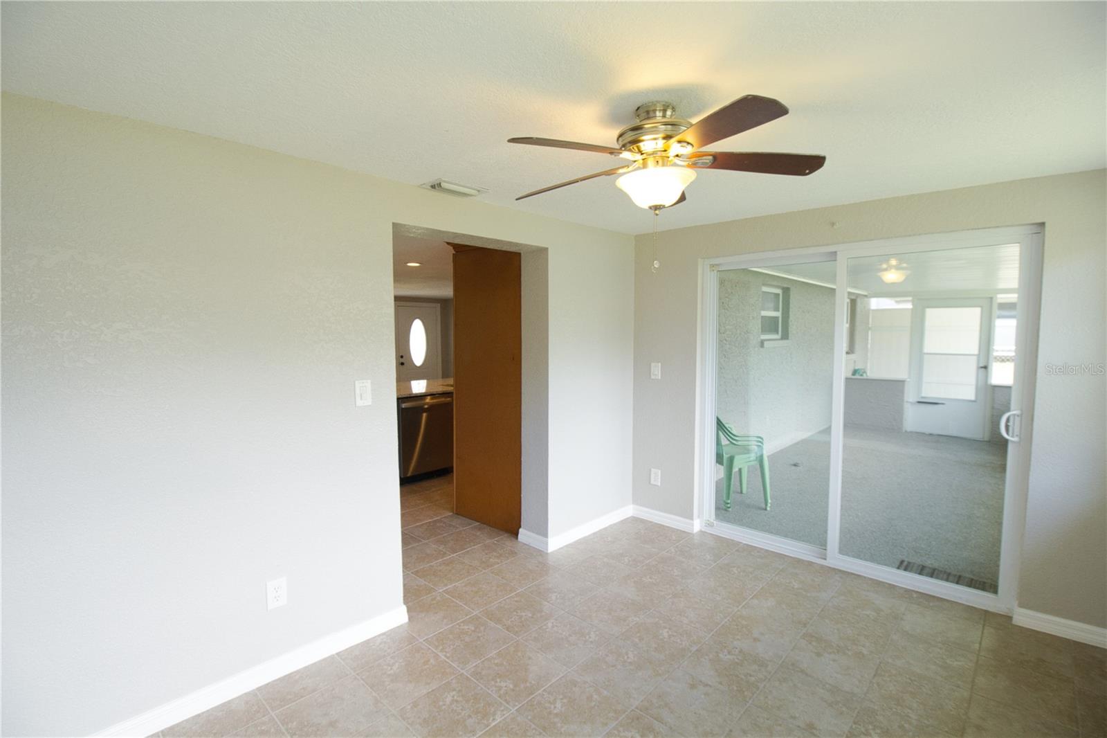PALM LAKE TERRACE - Residential Lease