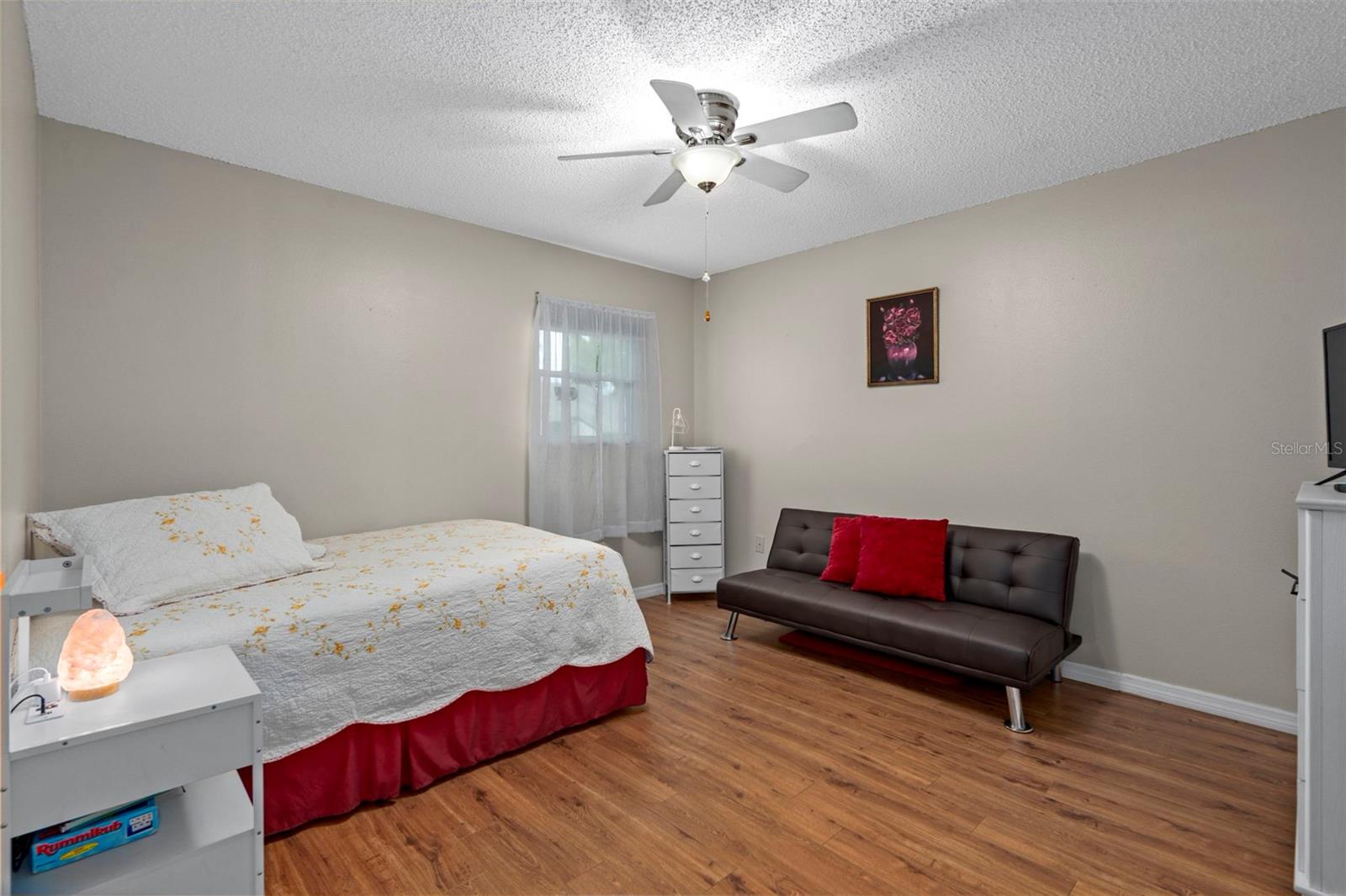 WOODTRAIL CONDO - Residential