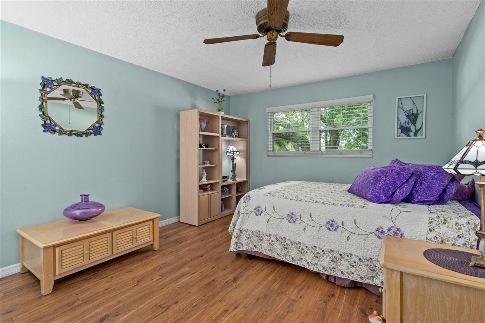 WOODTRAIL CONDO - Residential