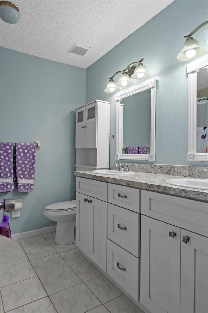 WOODTRAIL CONDO - Residential