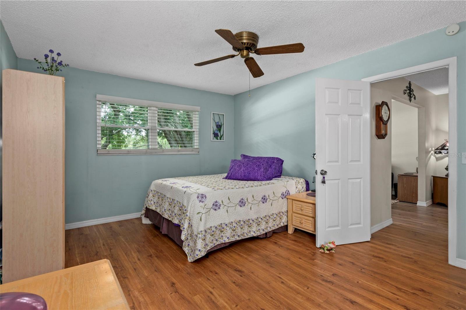 WOODTRAIL CONDO - Residential