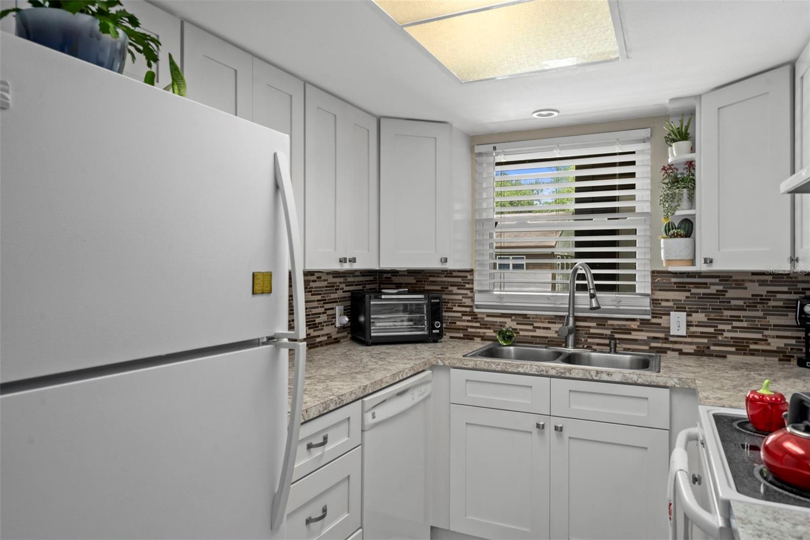 WOODTRAIL CONDO - Residential
