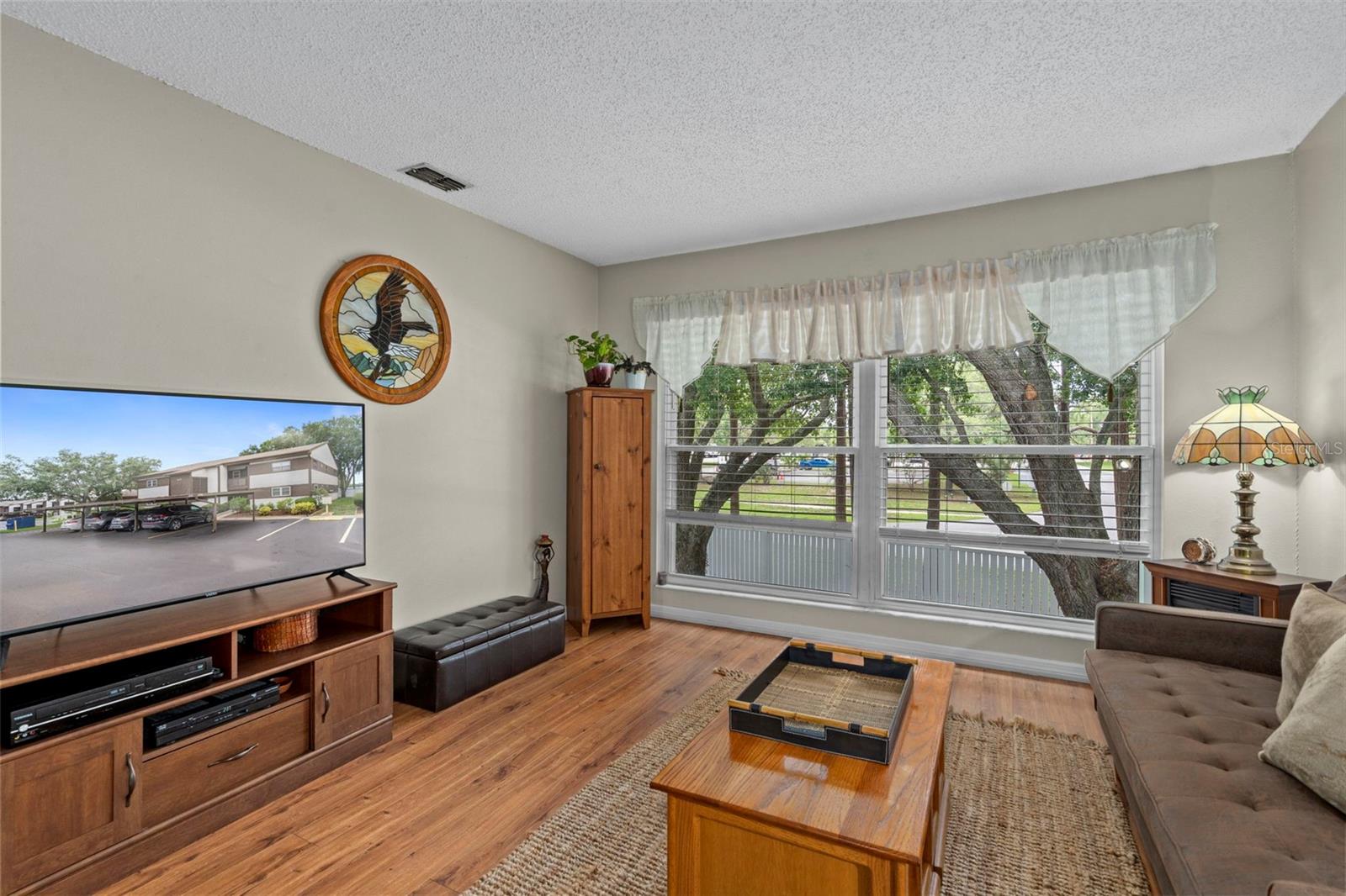 WOODTRAIL CONDO - Residential