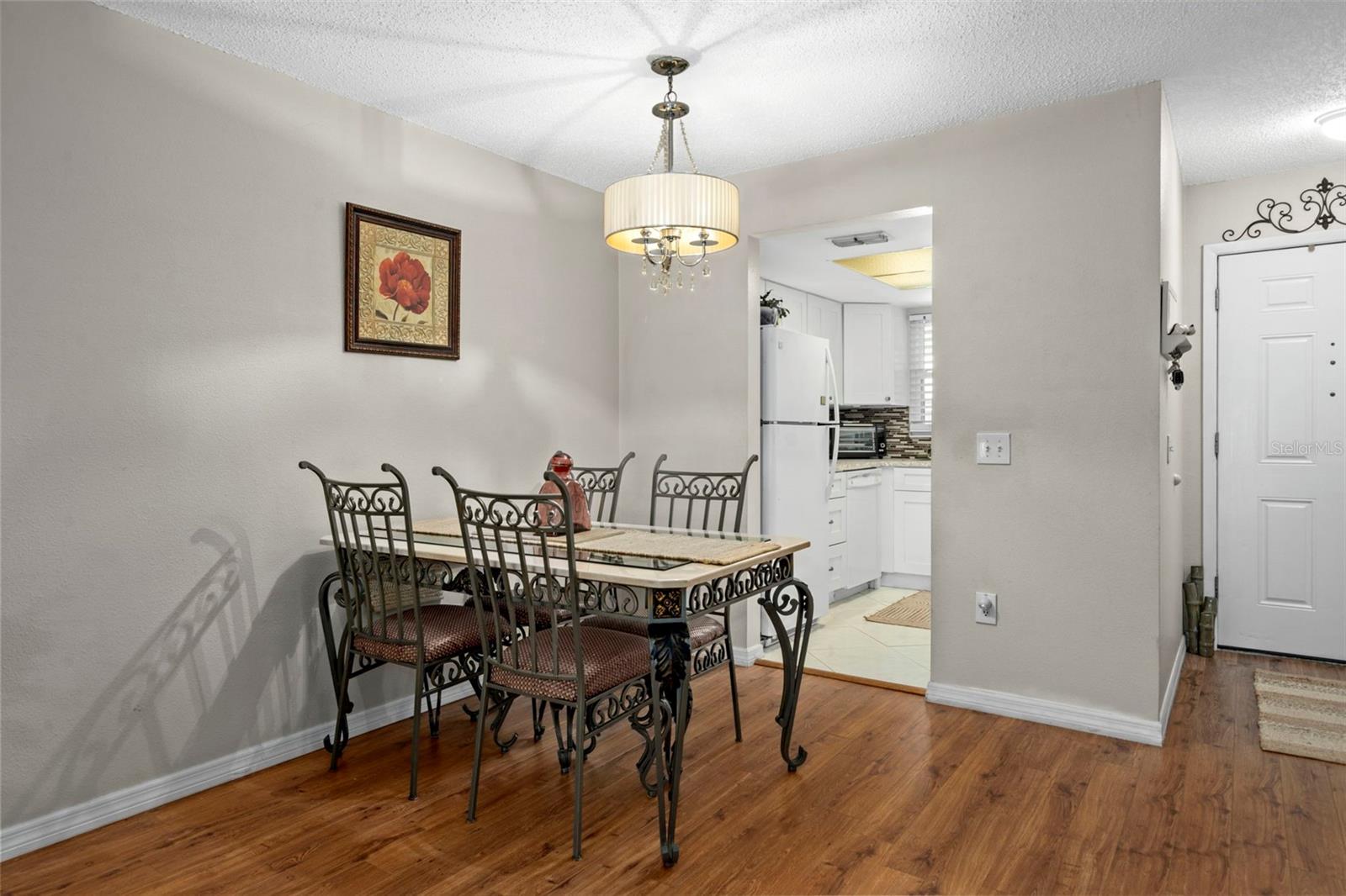 WOODTRAIL CONDO - Residential