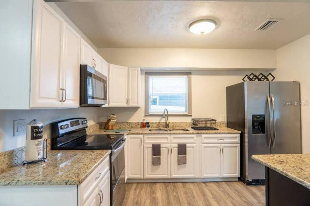 CLOVER HEIGHTS - Residential Income