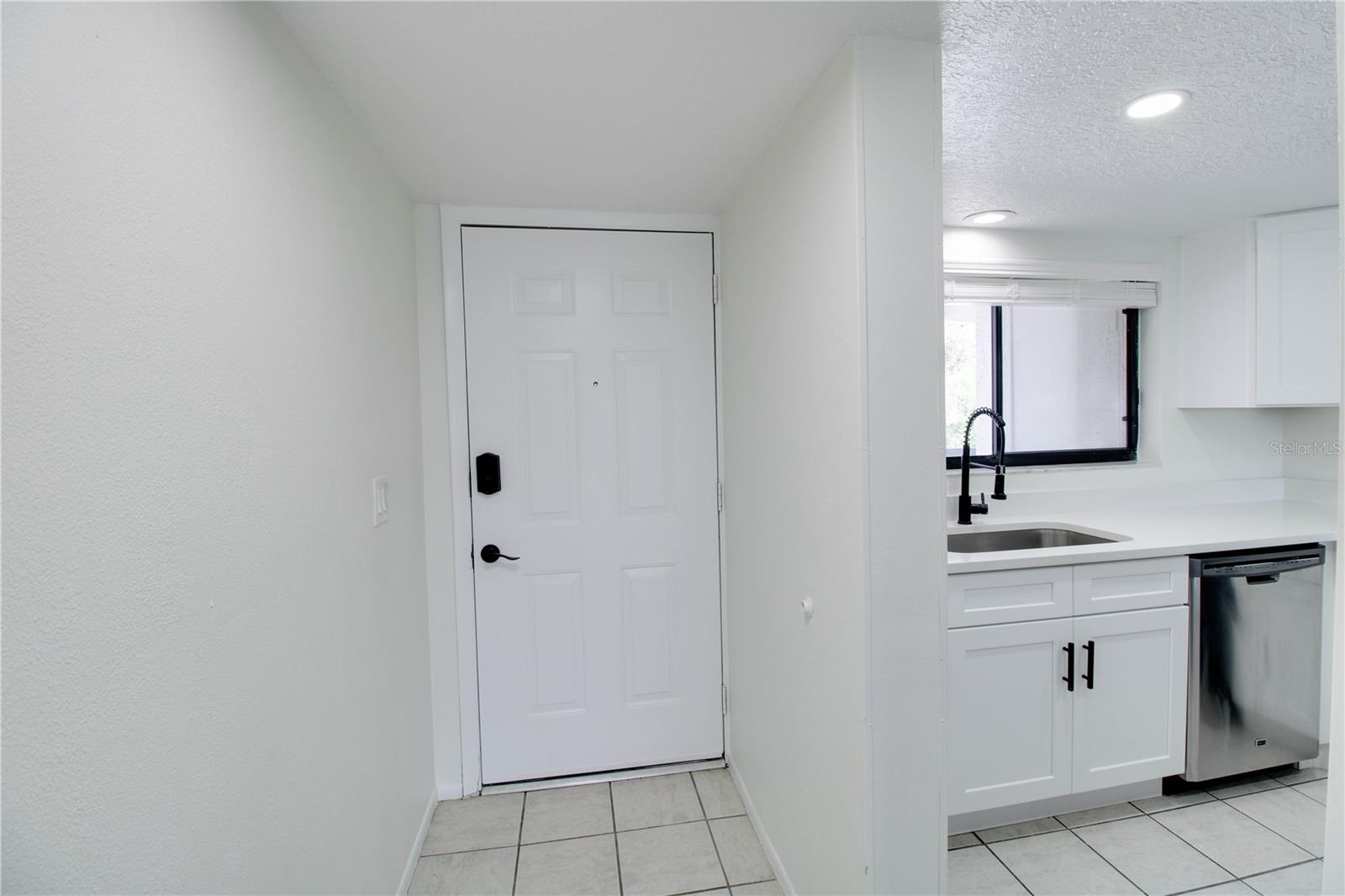 LAKE LOTUS CLUB 1 A CONDO - Residential Lease