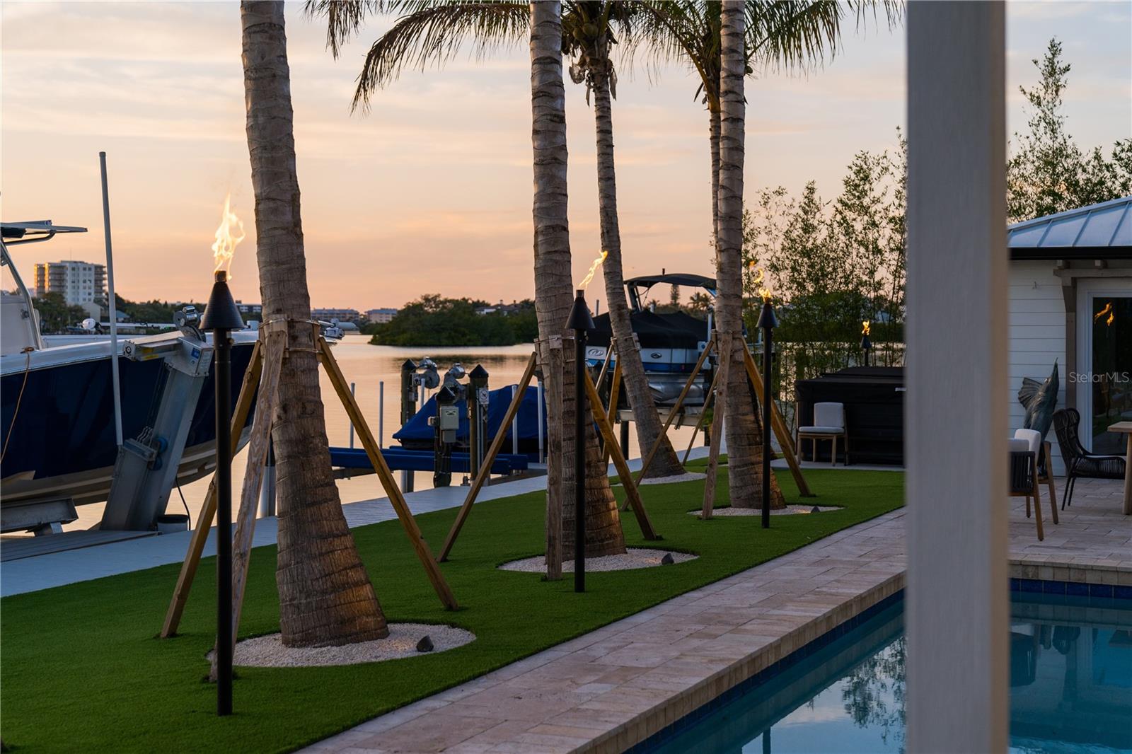 PINE SHORES ESTATE 7TH SEC - Residential