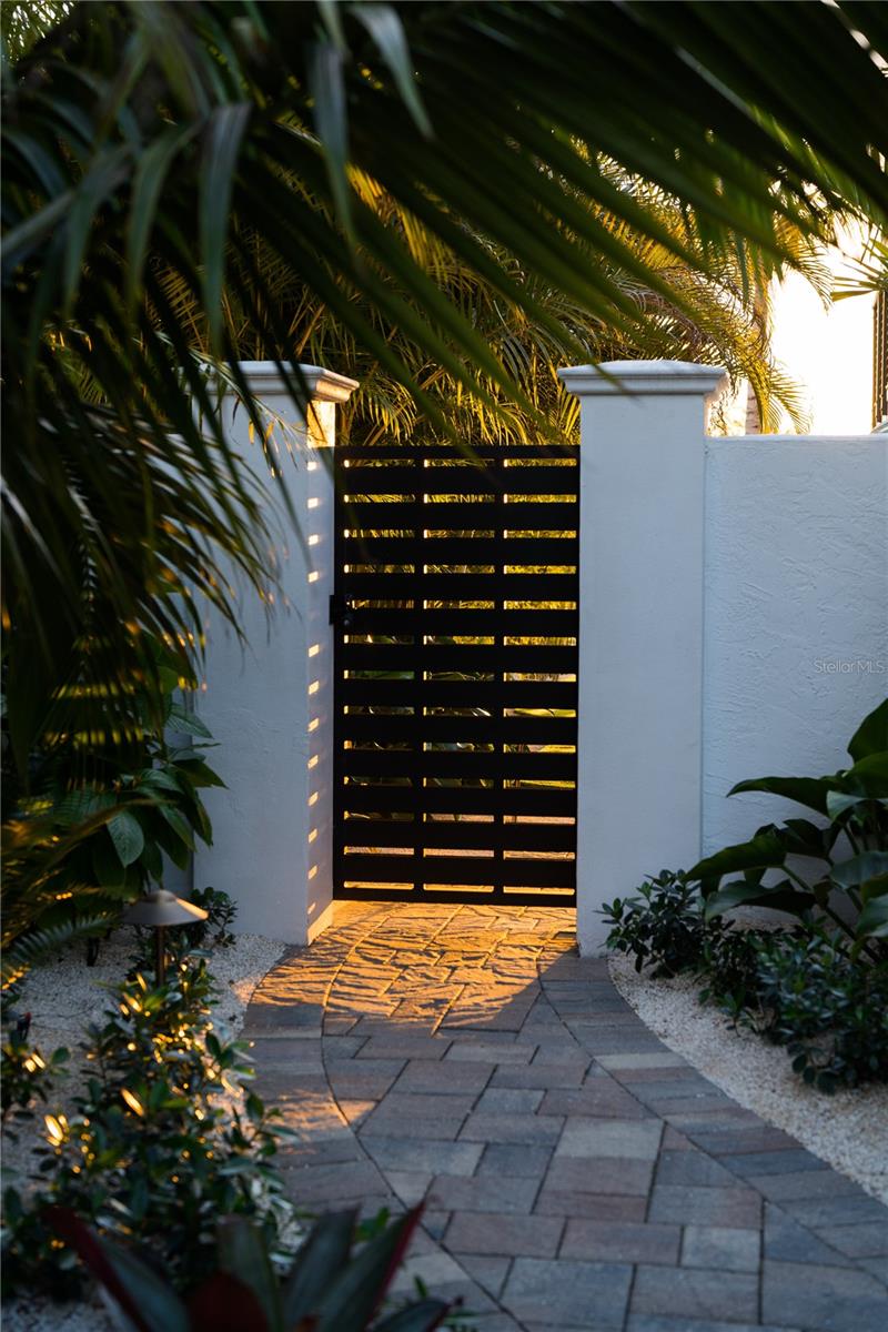 PINE SHORES ESTATE 7TH SEC - Residential