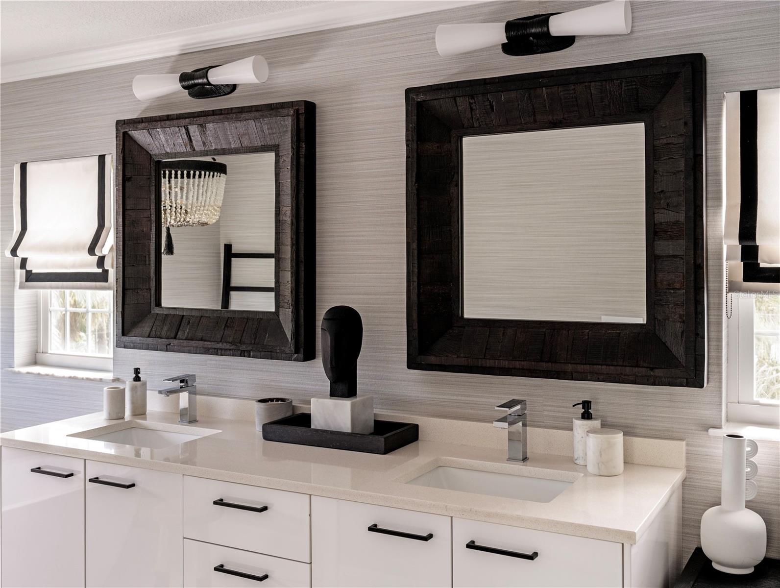 PINE SHORES ESTATE 7TH SEC - Residential