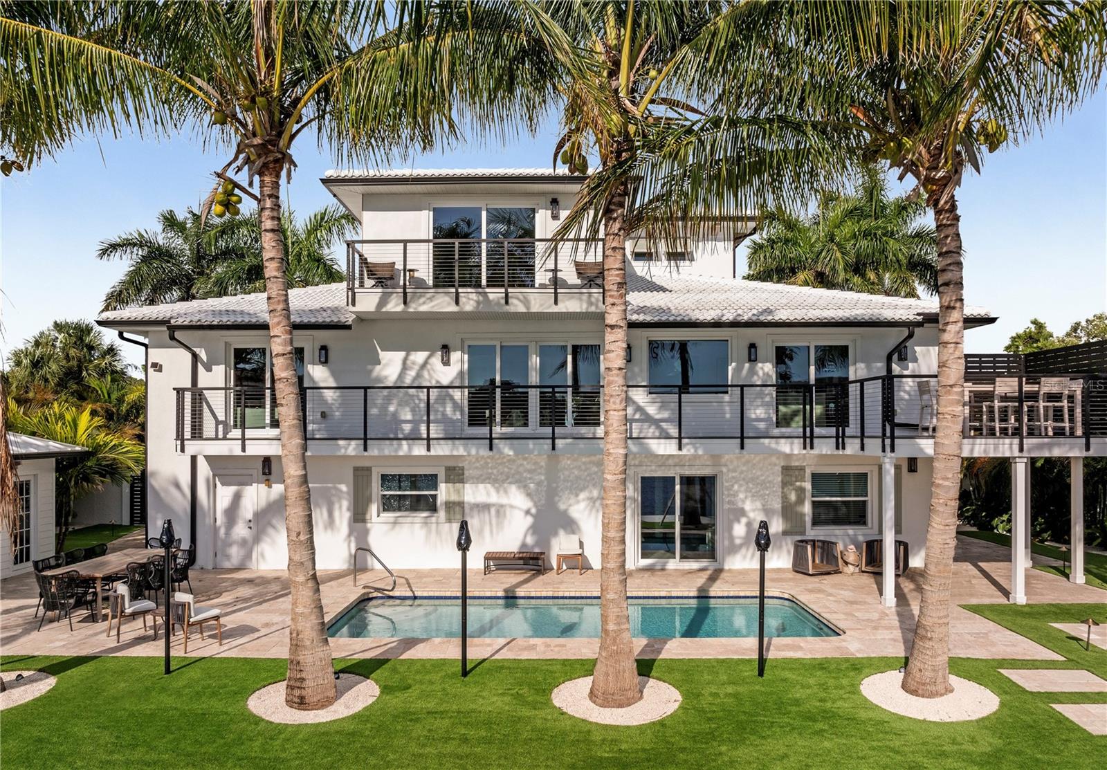 PINE SHORES ESTATE 7TH SEC - Residential