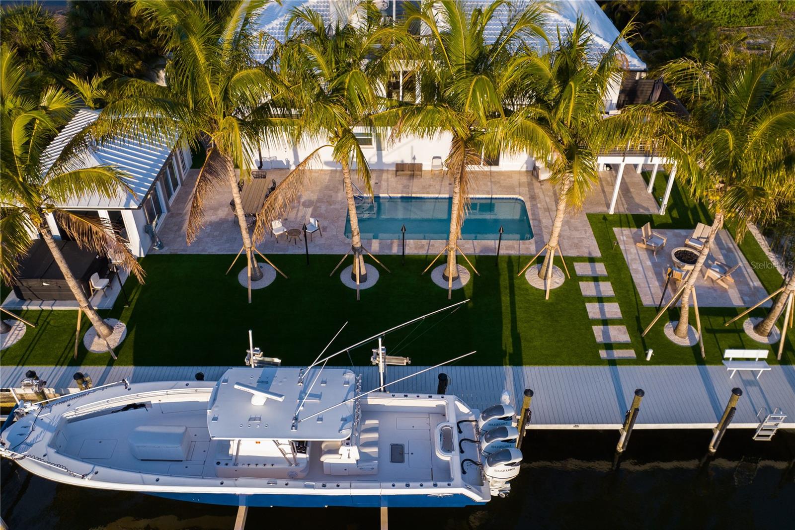 PINE SHORES ESTATE 7TH SEC - Residential