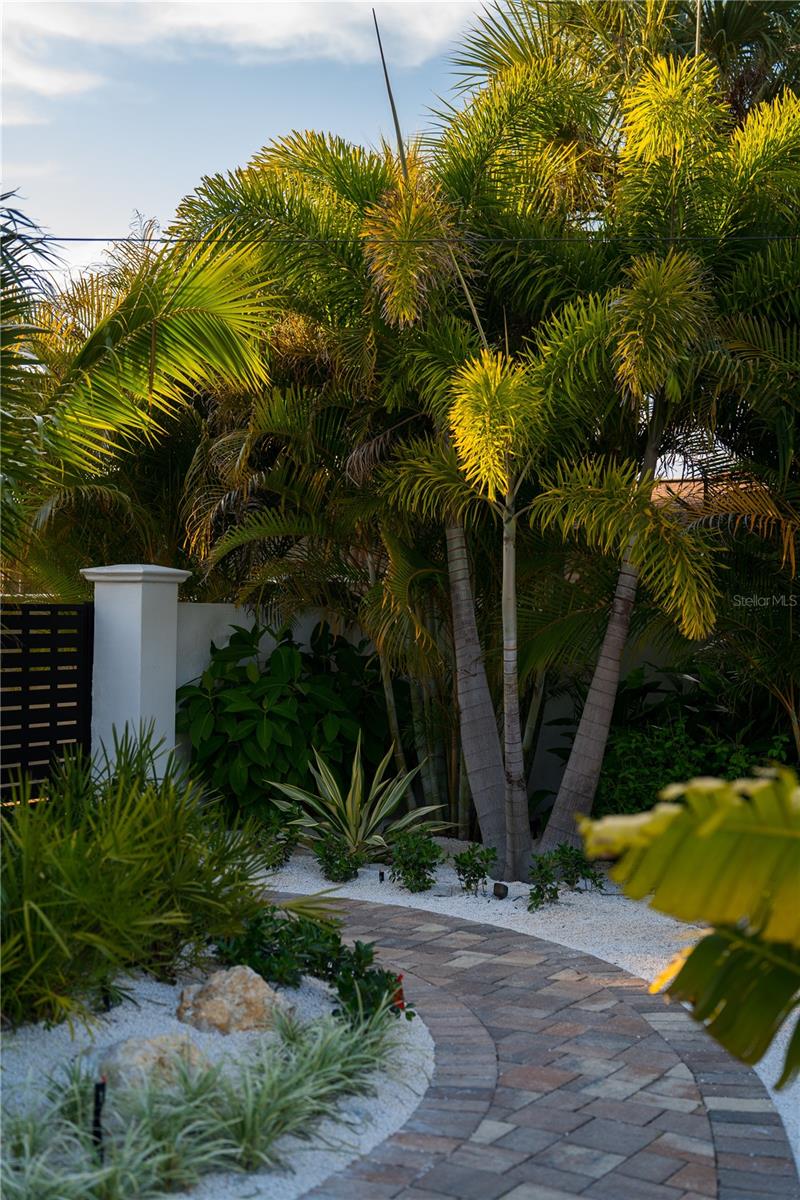 PINE SHORES ESTATE 7TH SEC - Residential