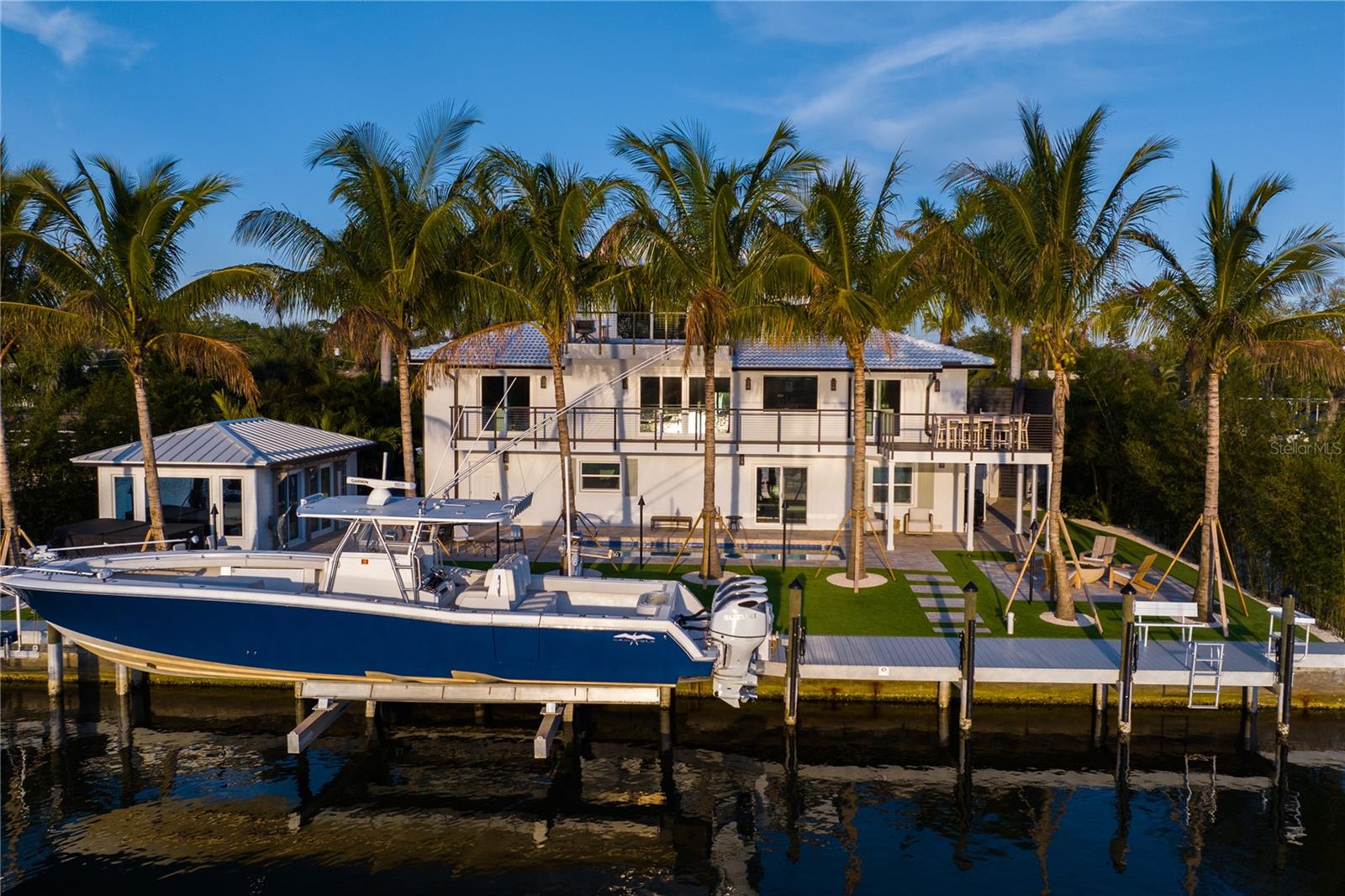 PINE SHORES ESTATE 7TH SEC - Residential